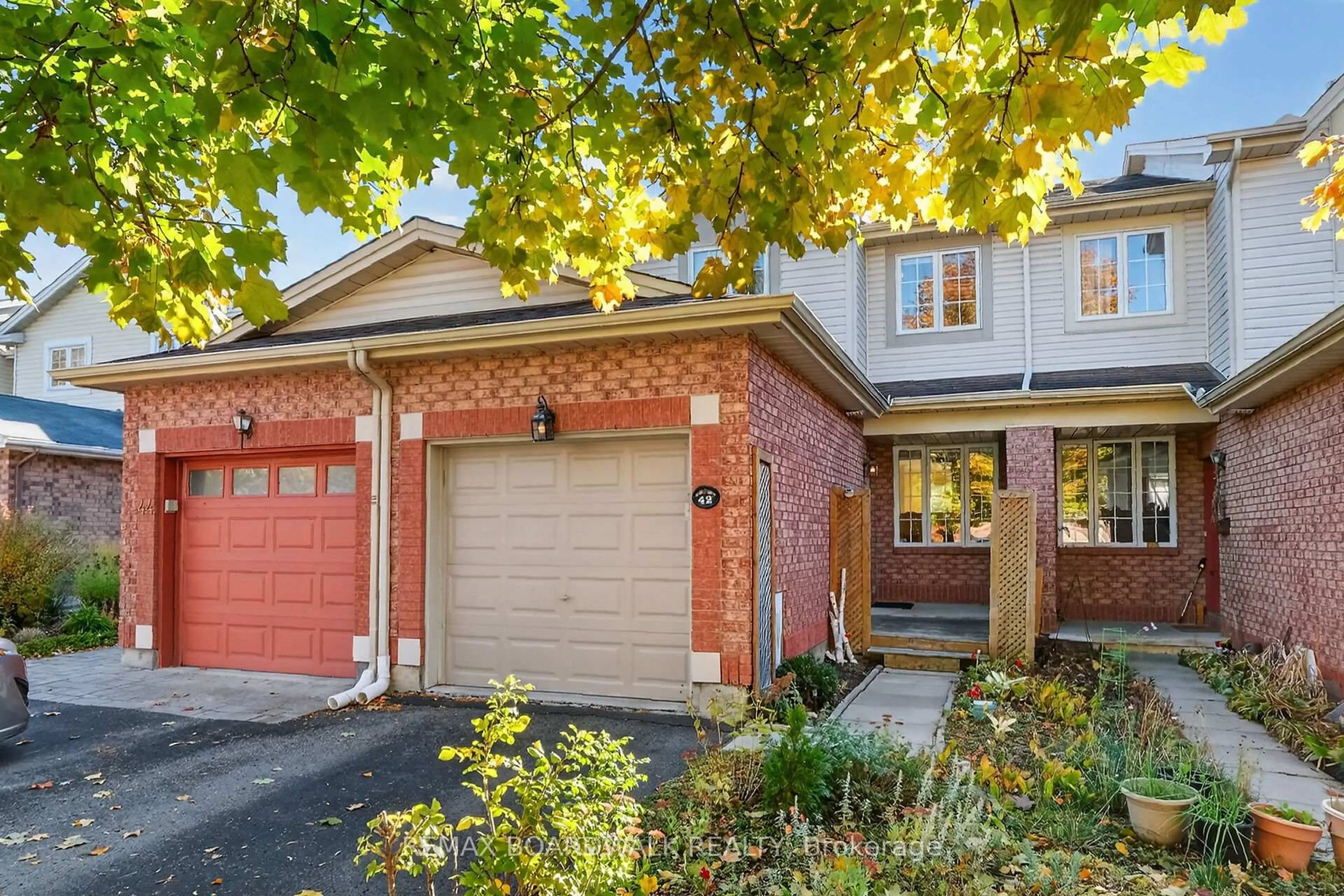 Home with brick exterior material, street for 42 College Circ, Ottawa Ontario K1K 4R8