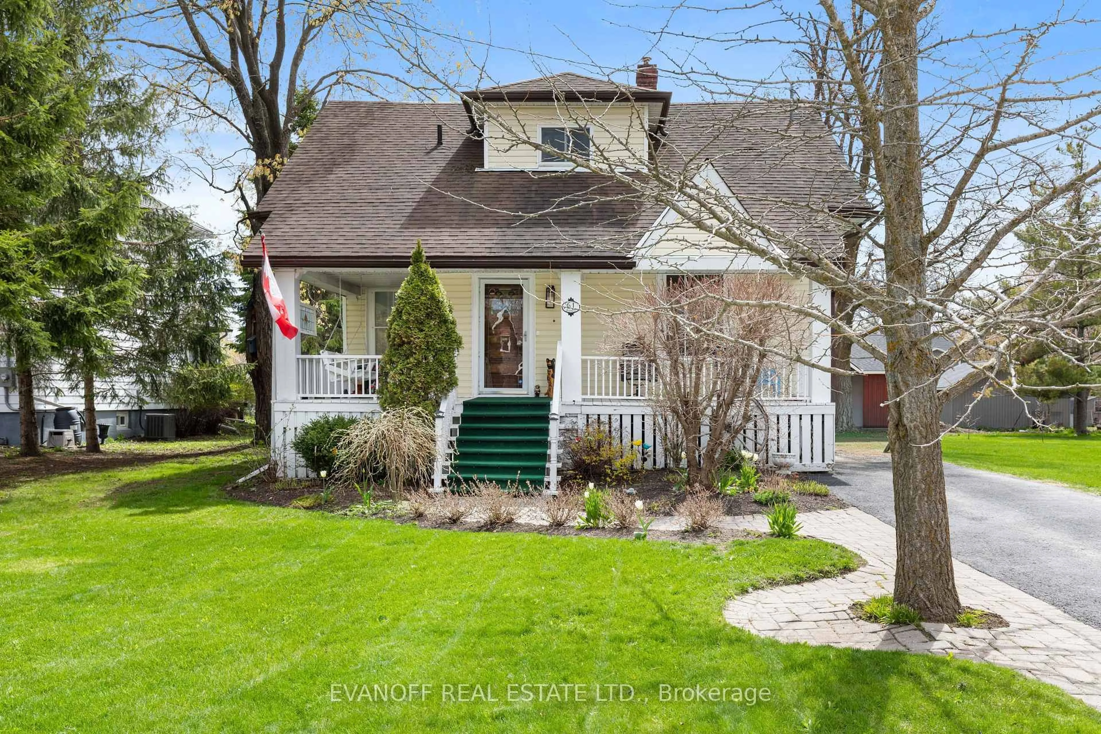 Home with brick exterior material, street for 61 Bond St, Kawartha Lakes Ontario K0M 1N0