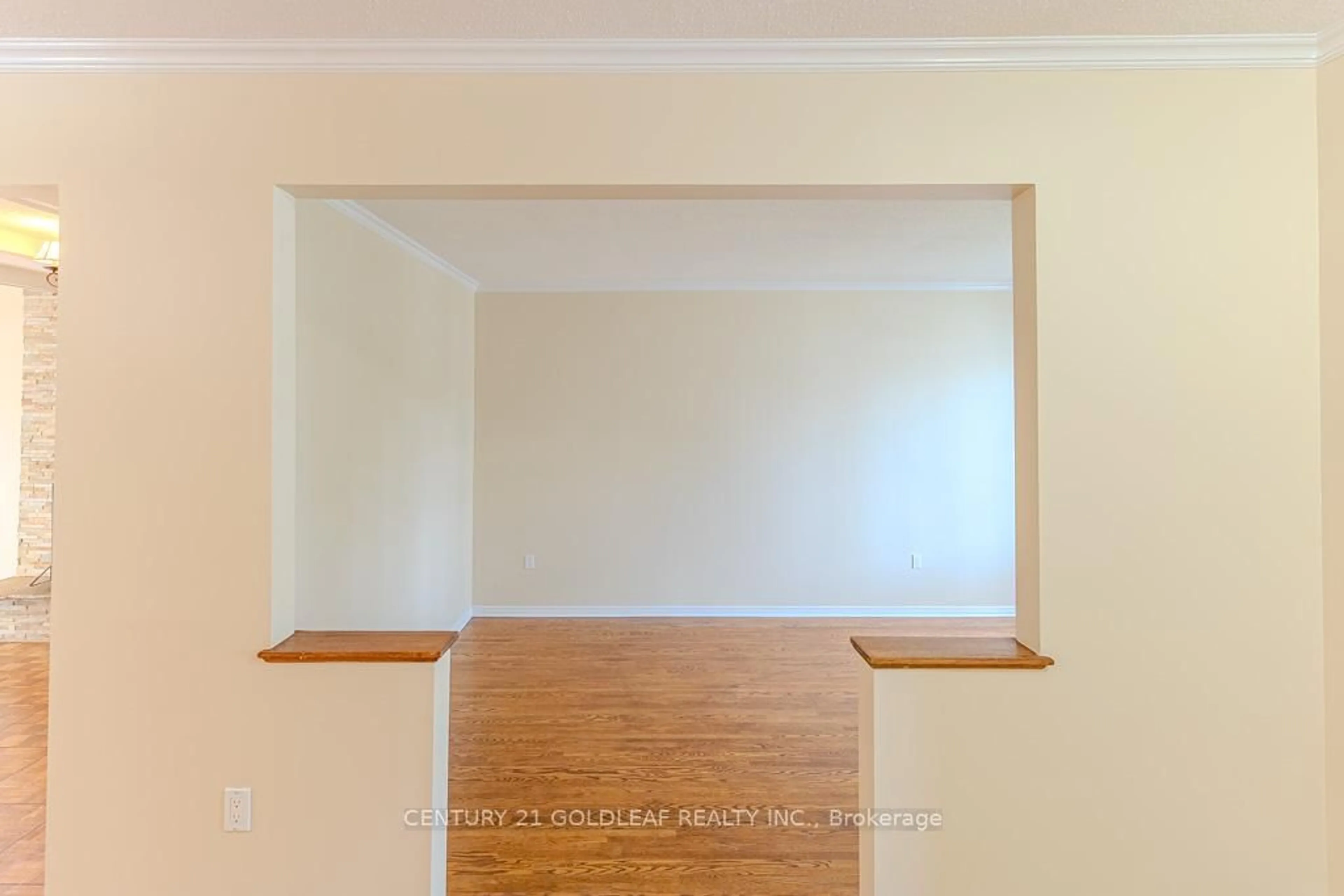A pic of a room for 19 Southpark Dr, Ottawa Ontario K1B 3B8
