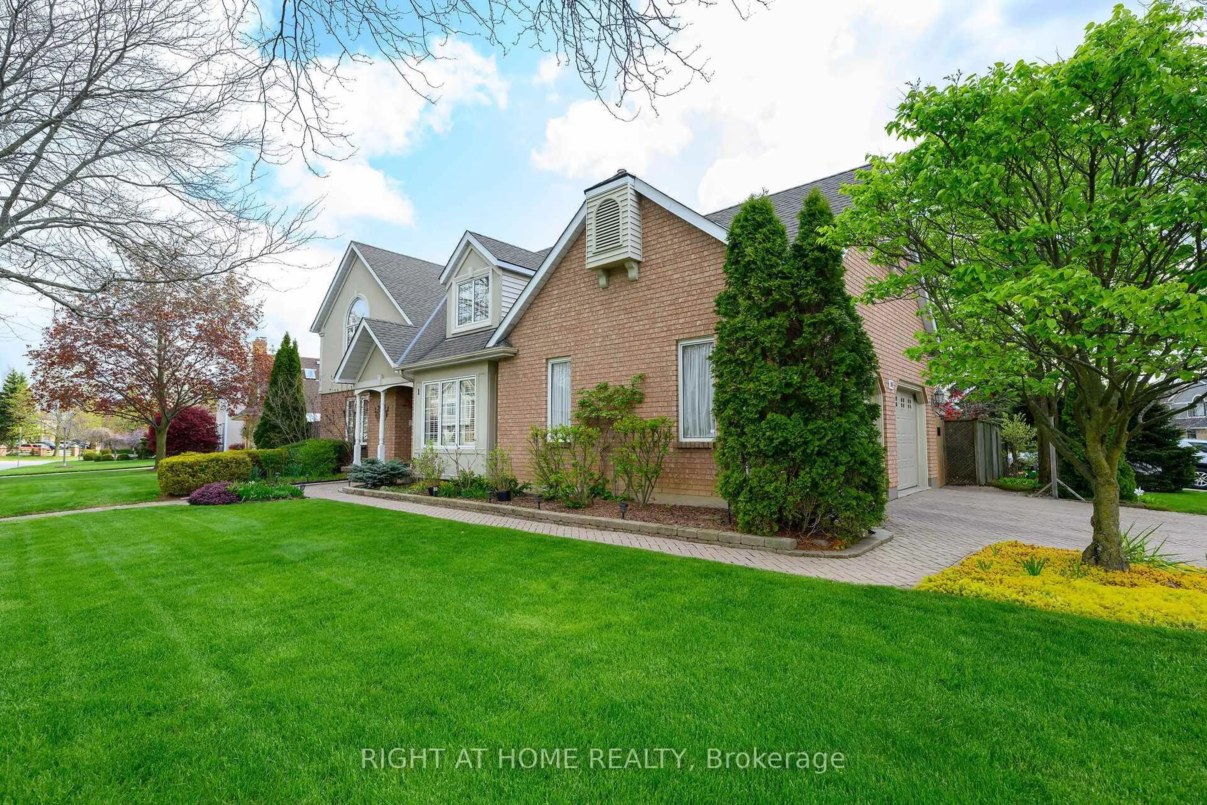 Home with brick exterior material, street for 1 CAPTAIN TENBROCK Terr, St. Catharines Ontario L2W 1B2
