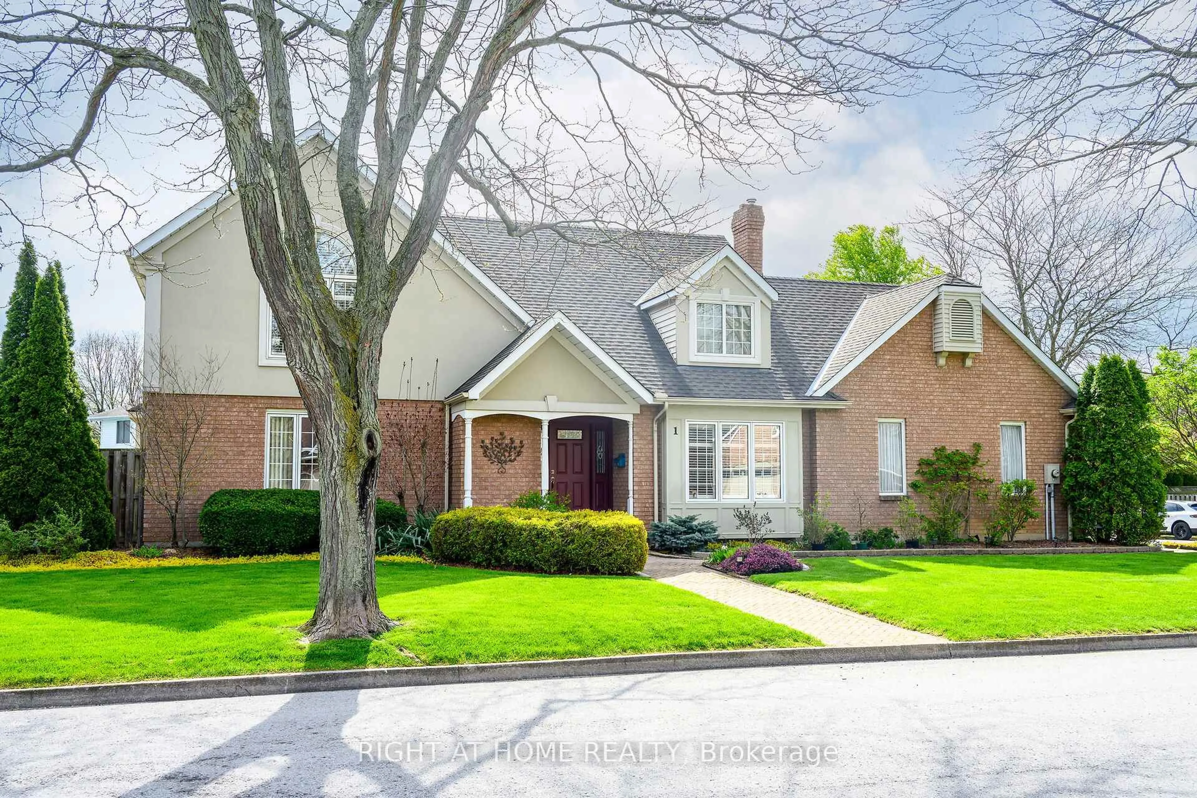 Home with brick exterior material, street for 1 CAPTAIN TENBROCK Terr, St. Catharines Ontario L2W 1B2