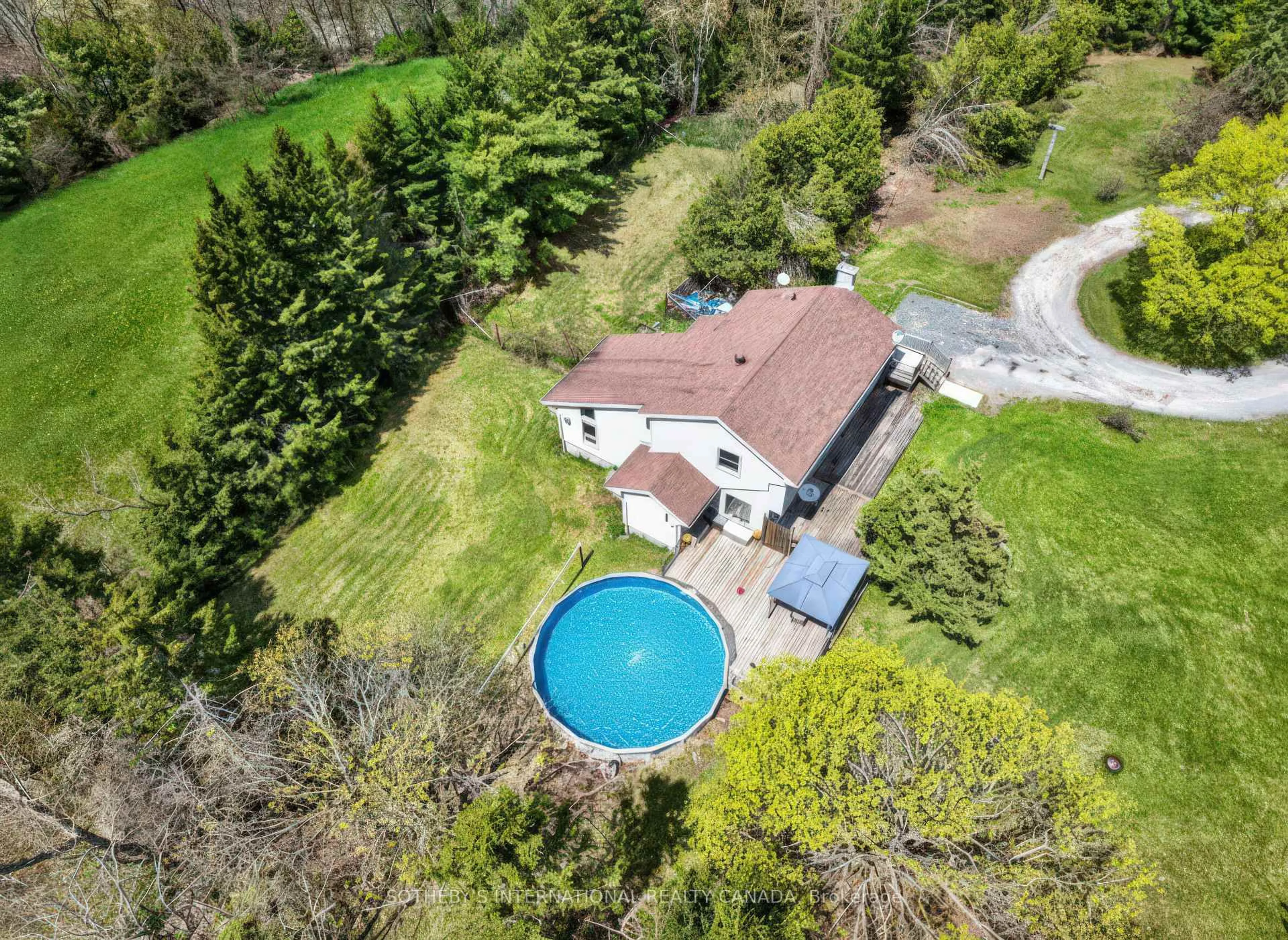 A pic from outside/outdoor area/front of a property/back of a property/a pic from drone, water/lake/river/ocean view for 991 9th Line, Trent Hills Ontario K0L 1L0