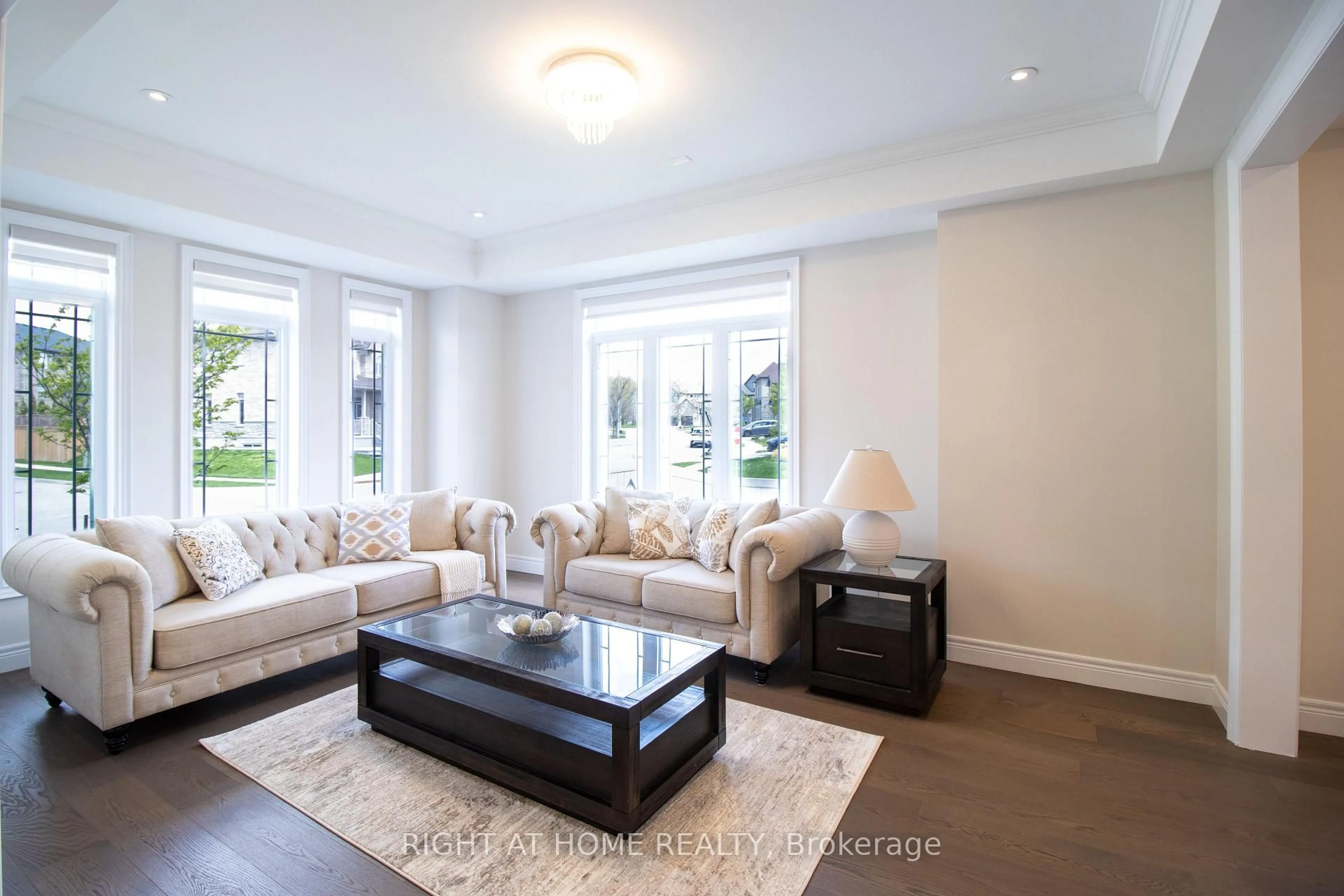 Living room with furniture, unknown for 779 Snowberry Crt, Waterloo Ontario N2V 0E7