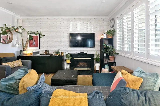 209528 26 Highway #3, Blue Mountains 5
