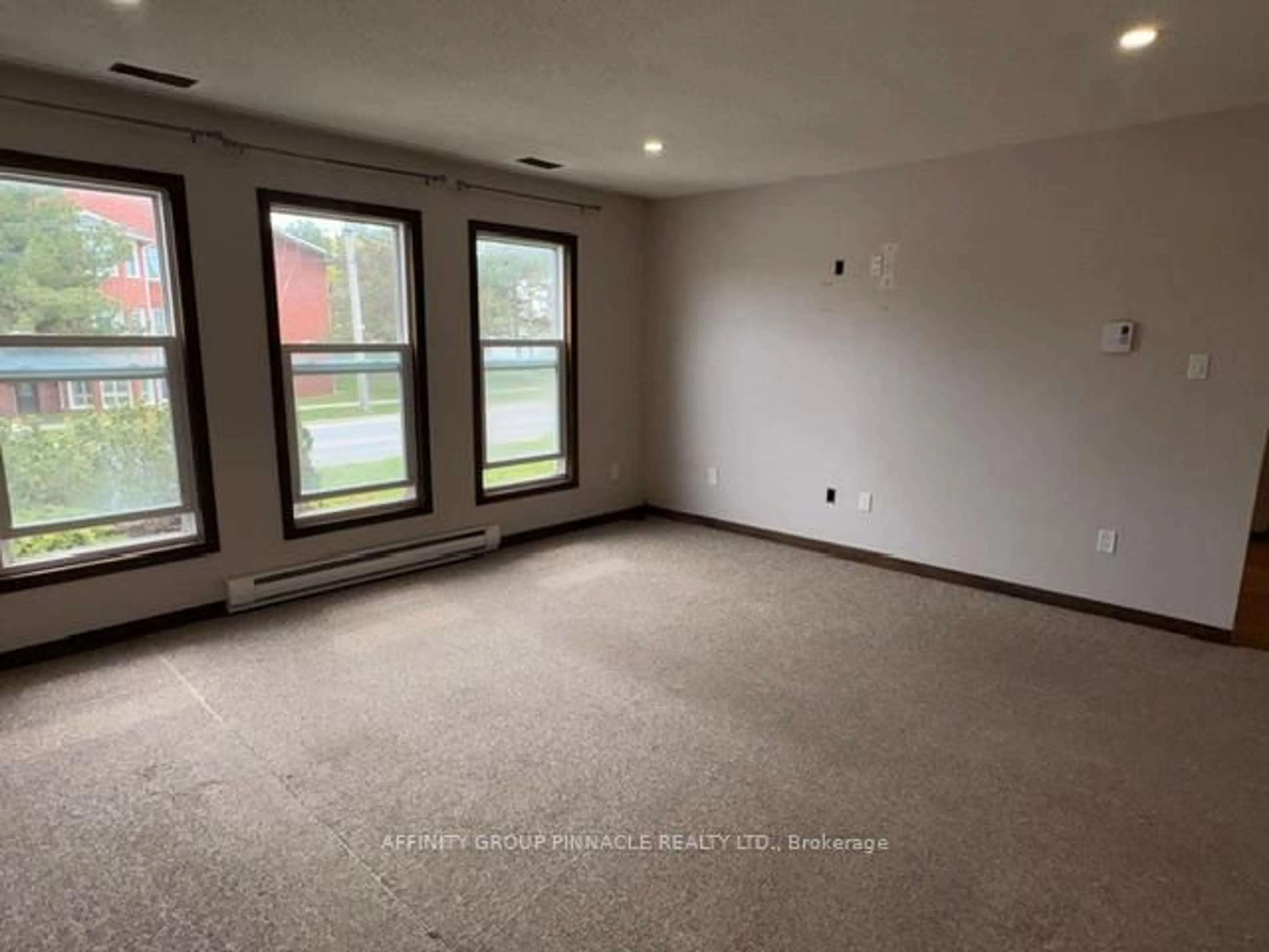 A pic of a room for 178 Colborne St, Kawartha Lakes Ontario K9V 6A1