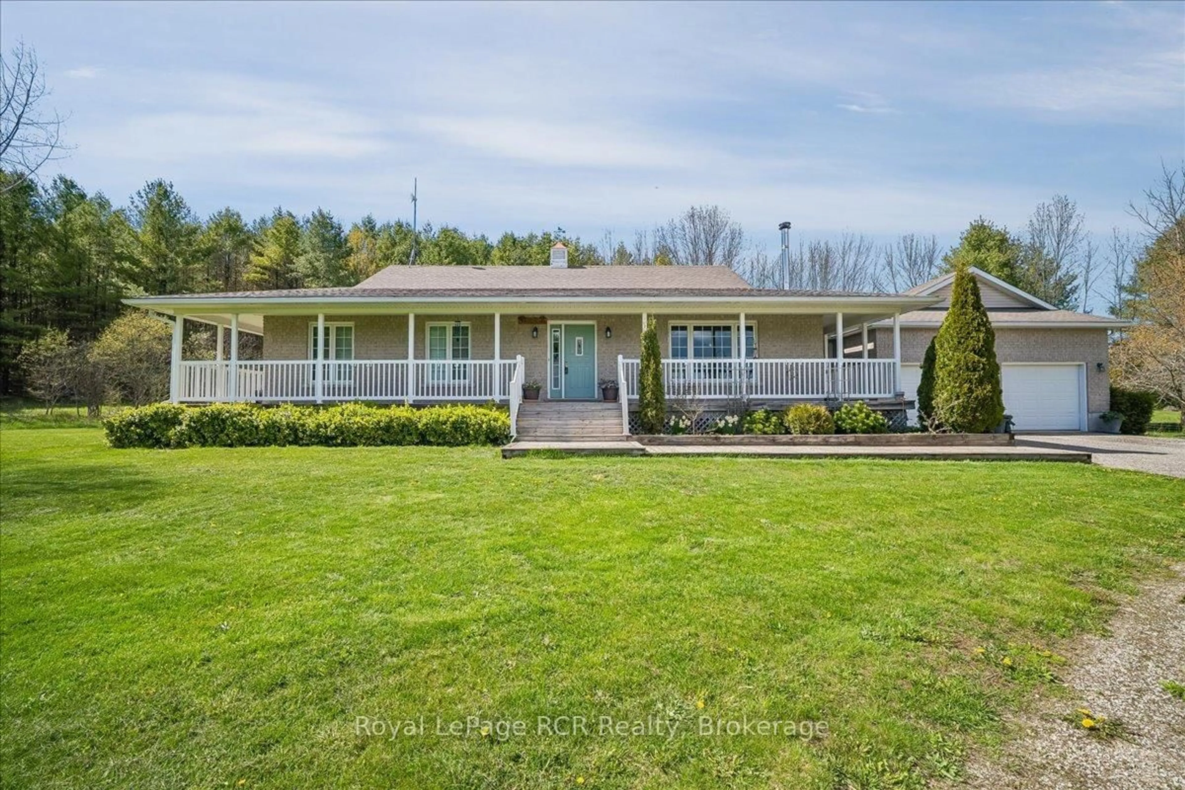A pic from outside/outdoor area/front of a property/back of a property/a pic from drone, unknown for 79668 Zion Church Rd, Georgian Bluffs Ontario N0H 2T0
