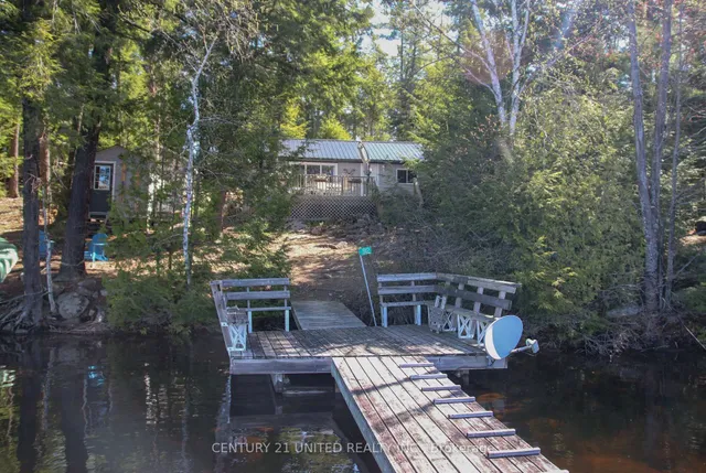 812 Island 8 Catchacoma Lake, Trent Lakes 2