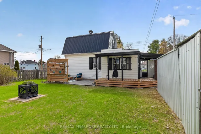 302 Willard St, Pembroke 5