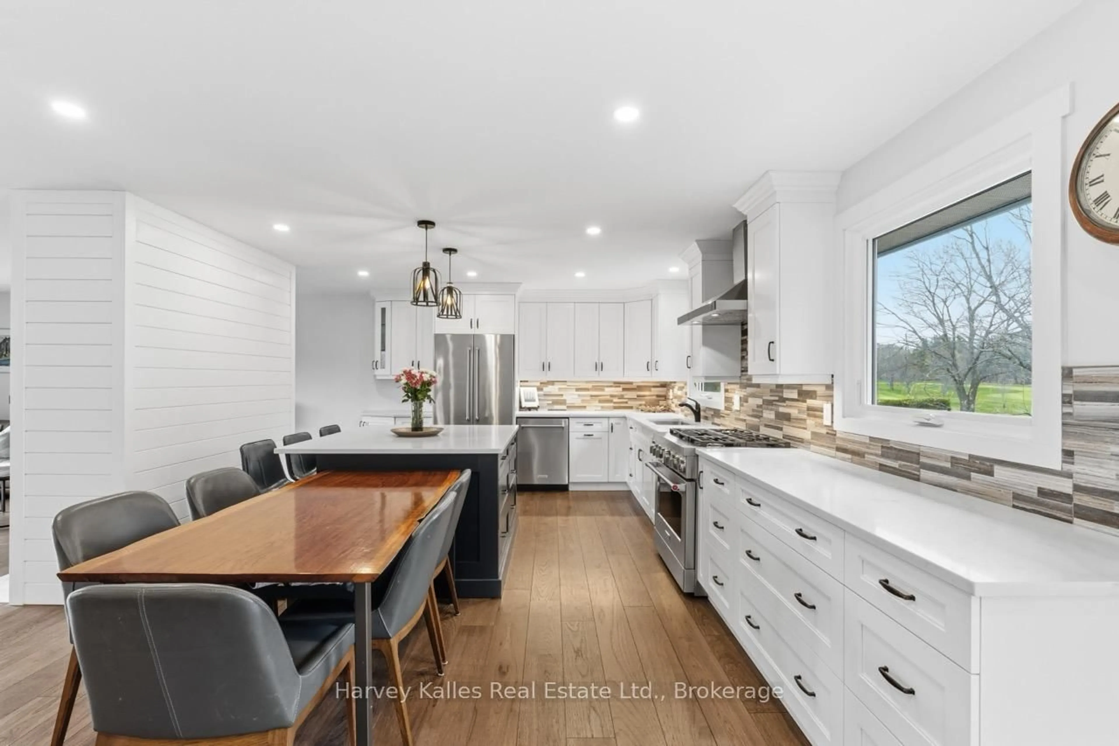 Open concept kitchen, unknown for 14 Curling Rd, Bracebridge Ontario P1L 1M6