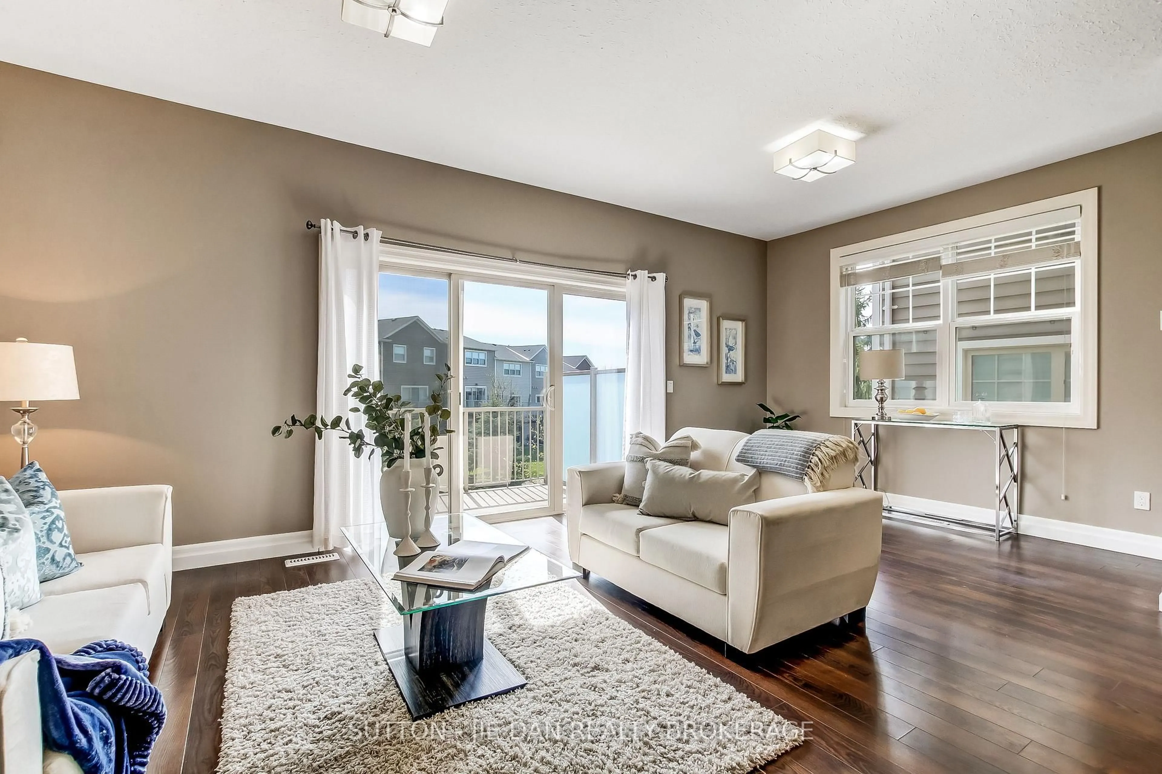 Living room with furniture, unknown for 1850 BEAVERBROOK Ave #9, London North Ontario N6H 0G7