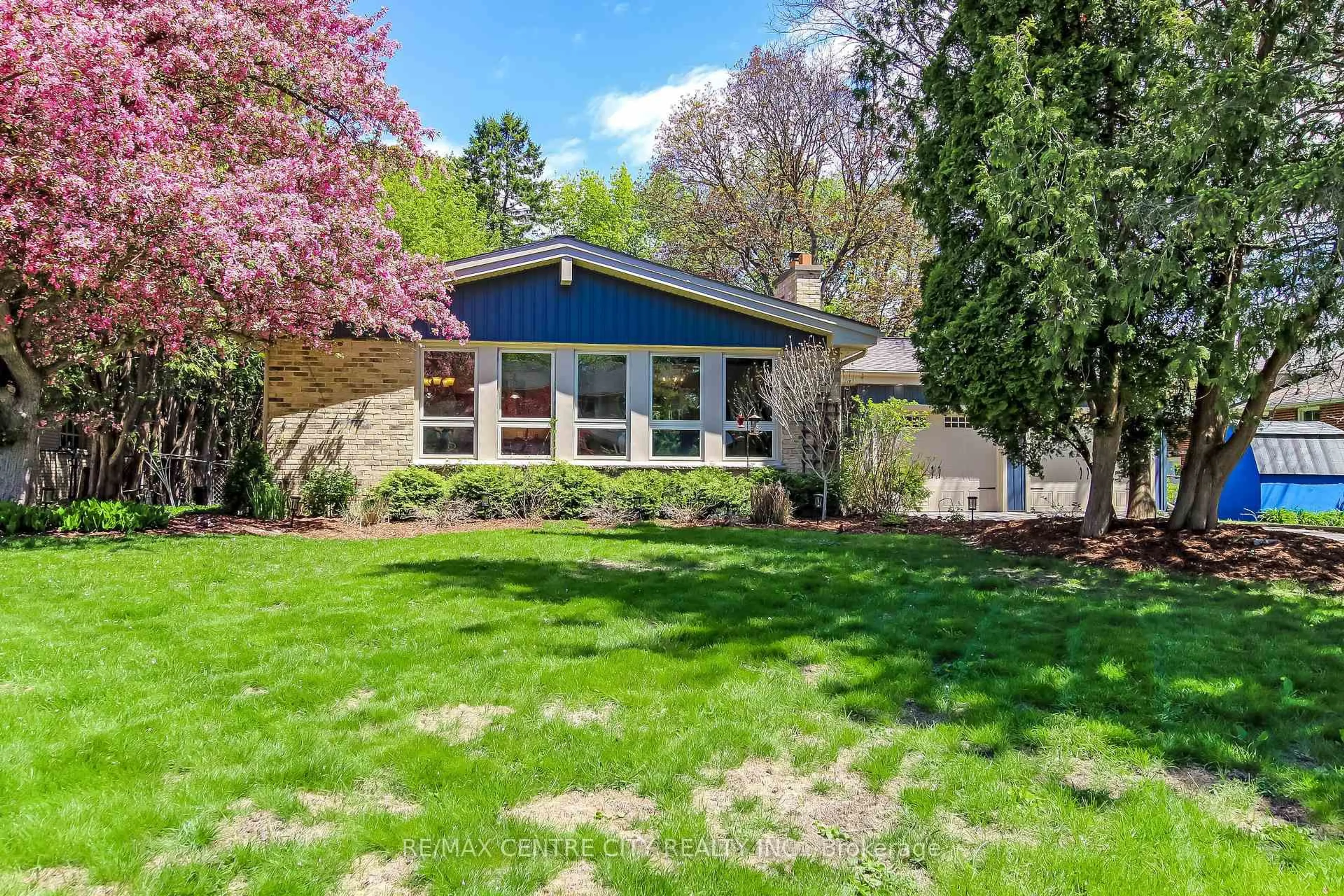Unknown for 9 Heathcote Ave, London North Ontario N6G 1V3