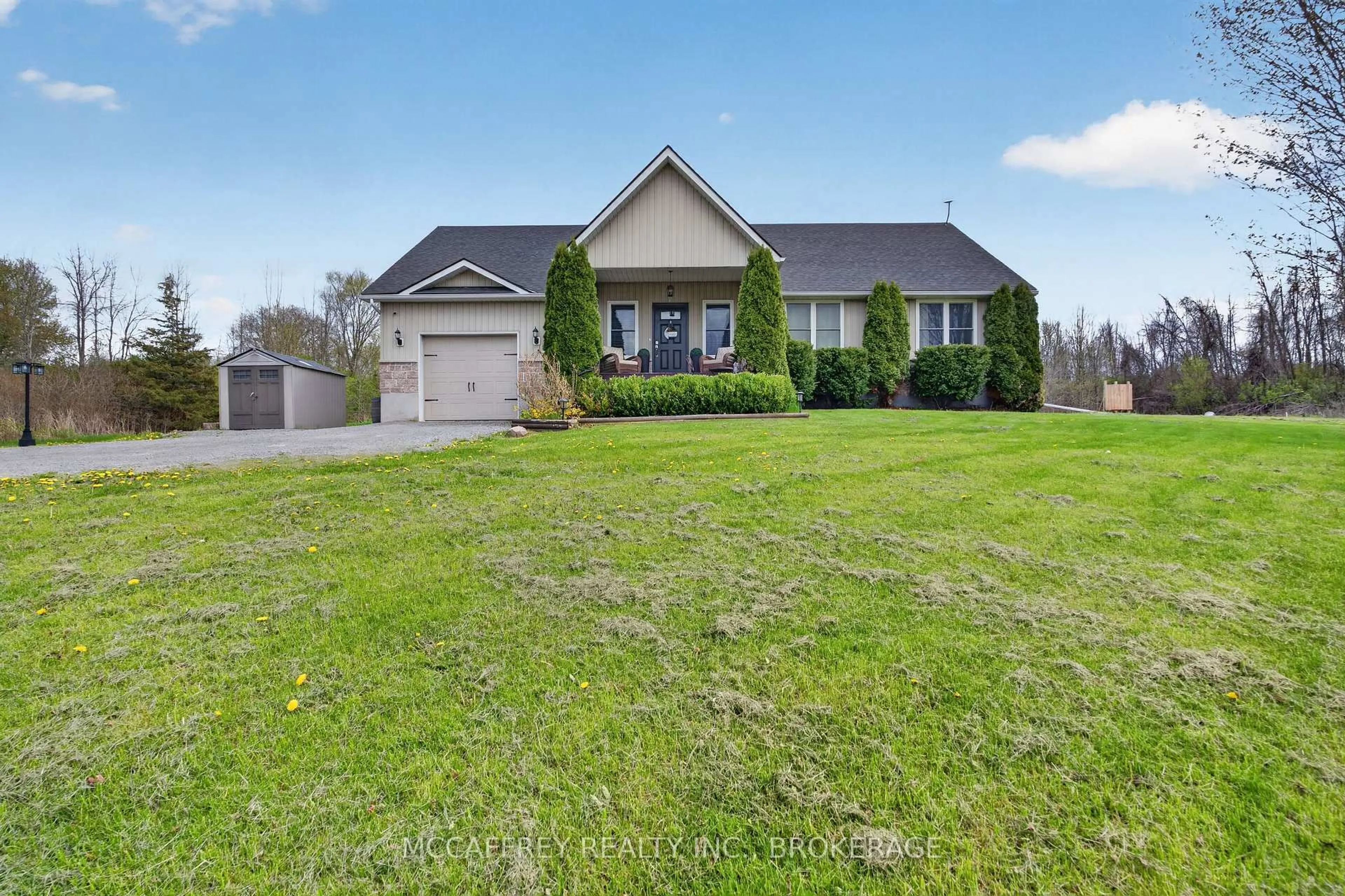 A pic from outside/outdoor area/front of a property/back of a property/a pic from drone, unknown for 994 Palace Rd, Greater Napanee Ontario K7R 3K9