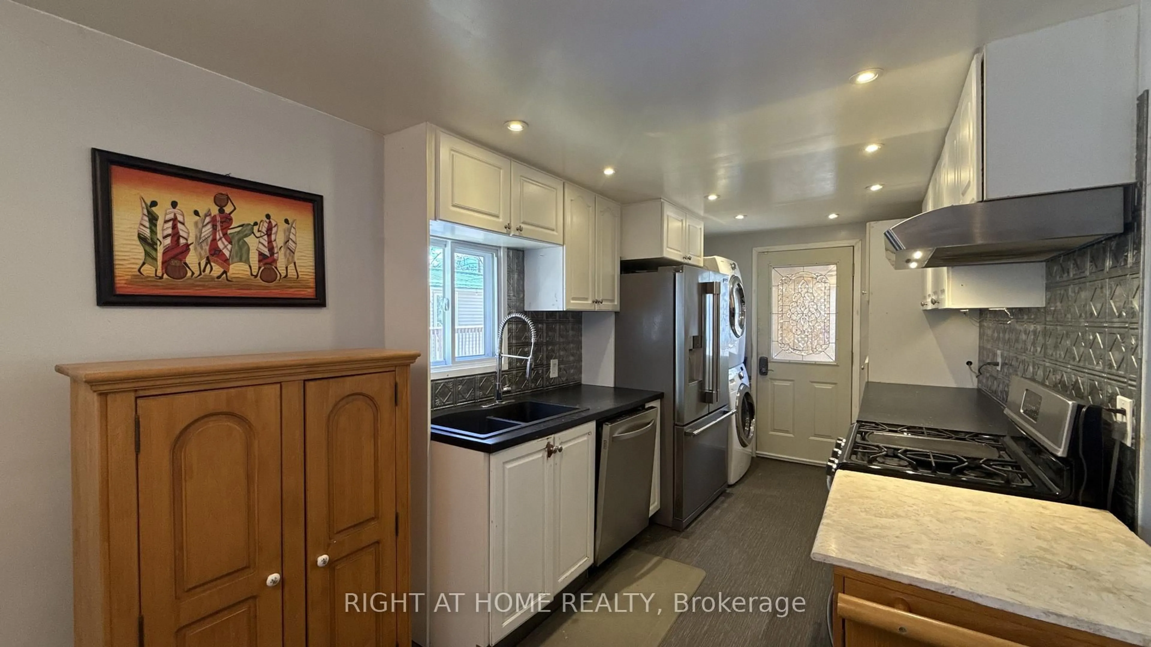 Unknown for 6 ROWAN Rd, Ottawa Ontario K2S 1B7