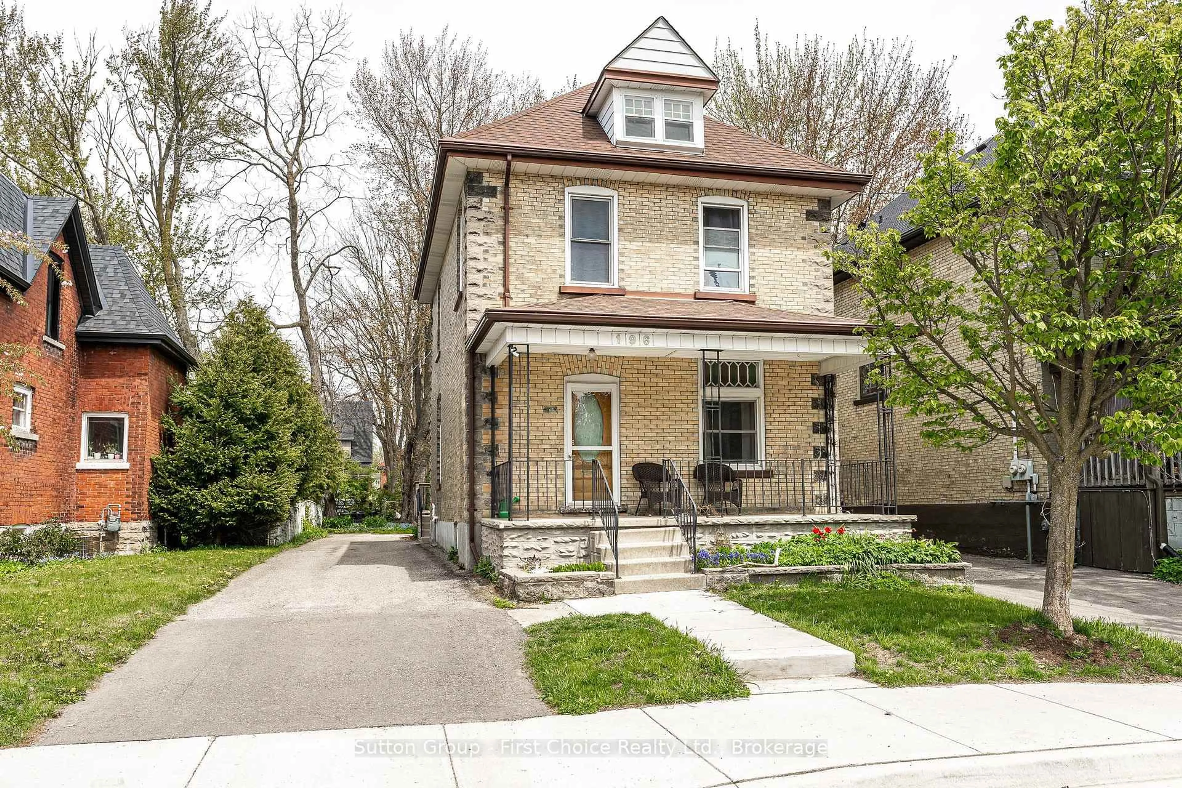 Home with brick exterior material, street for 196 Albert St, Stratford Ontario N5A 3K6