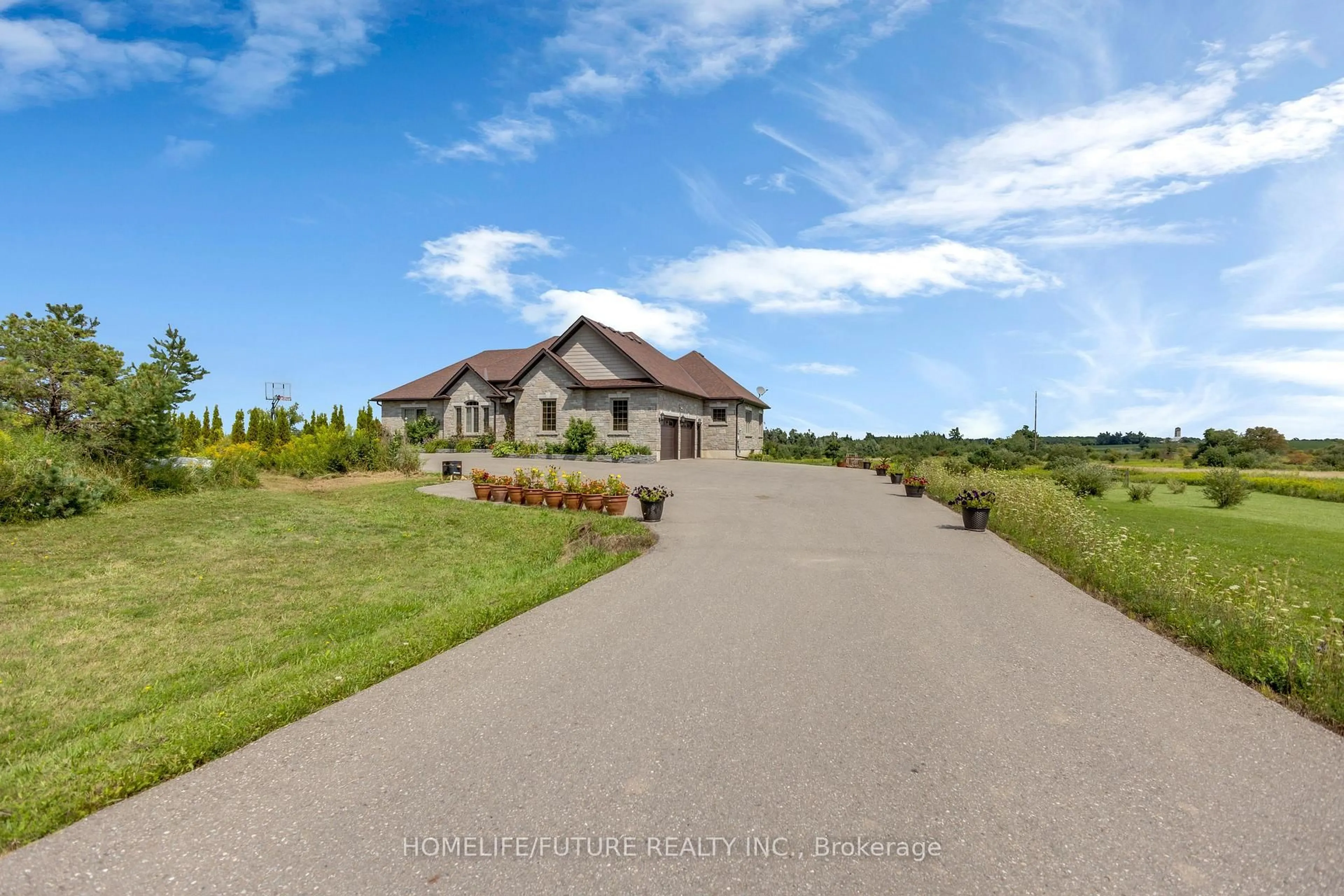A pic from outside/outdoor area/front of a property/back of a property/a pic from drone, street for 475501 County Rd #11, Amaranth Ontario L9V 1L1