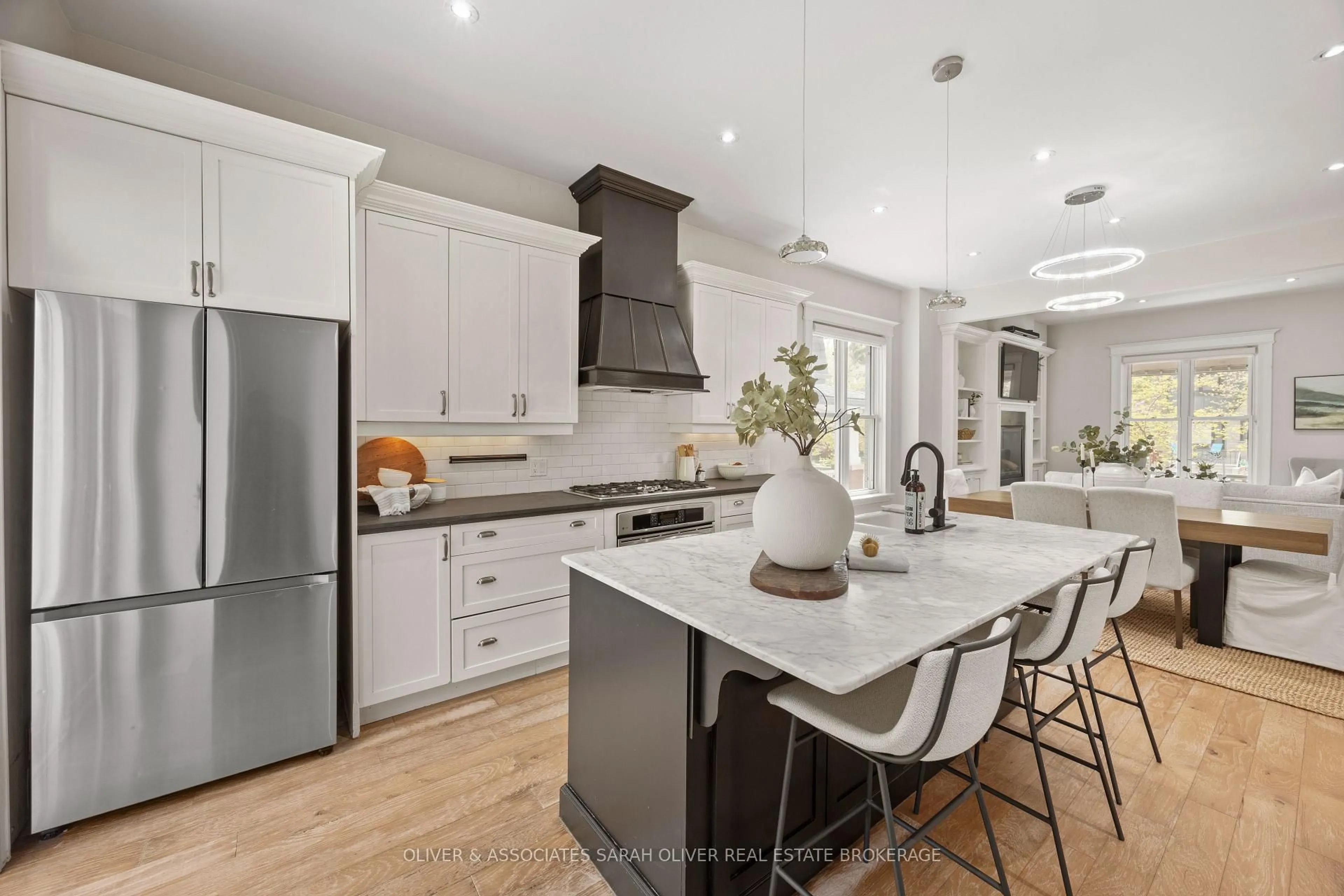 Open concept kitchen, ceramic/tile floor for 28 Renwick Ave, London East Ontario N6A 3V2