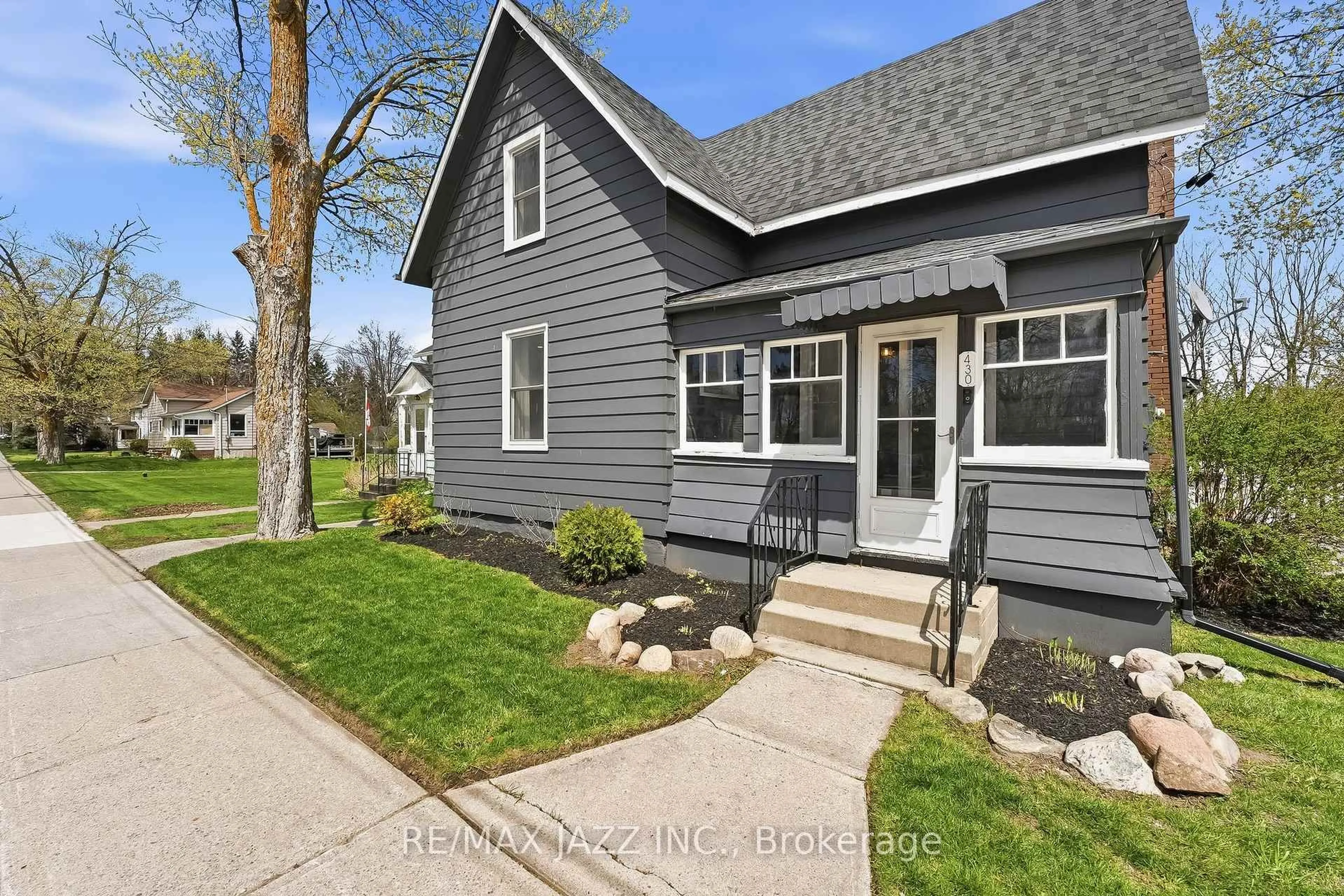 Home with vinyl exterior material, street for 430 Eldon Rd, Kawartha Lakes Ontario K0M 2C0