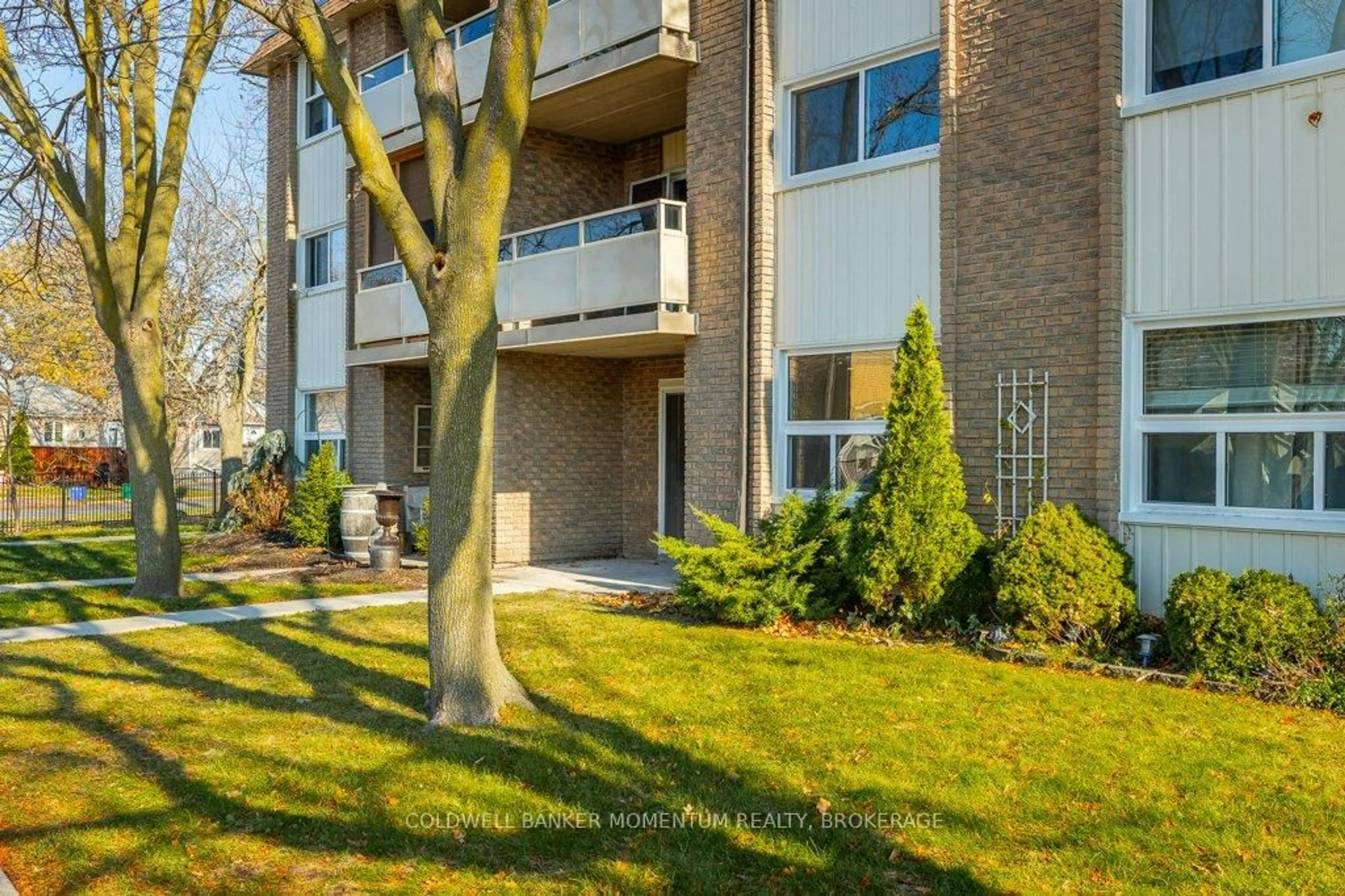 Patio, unknown for 41 Rykert St #103, St. Catharines Ontario L2S 1Z2