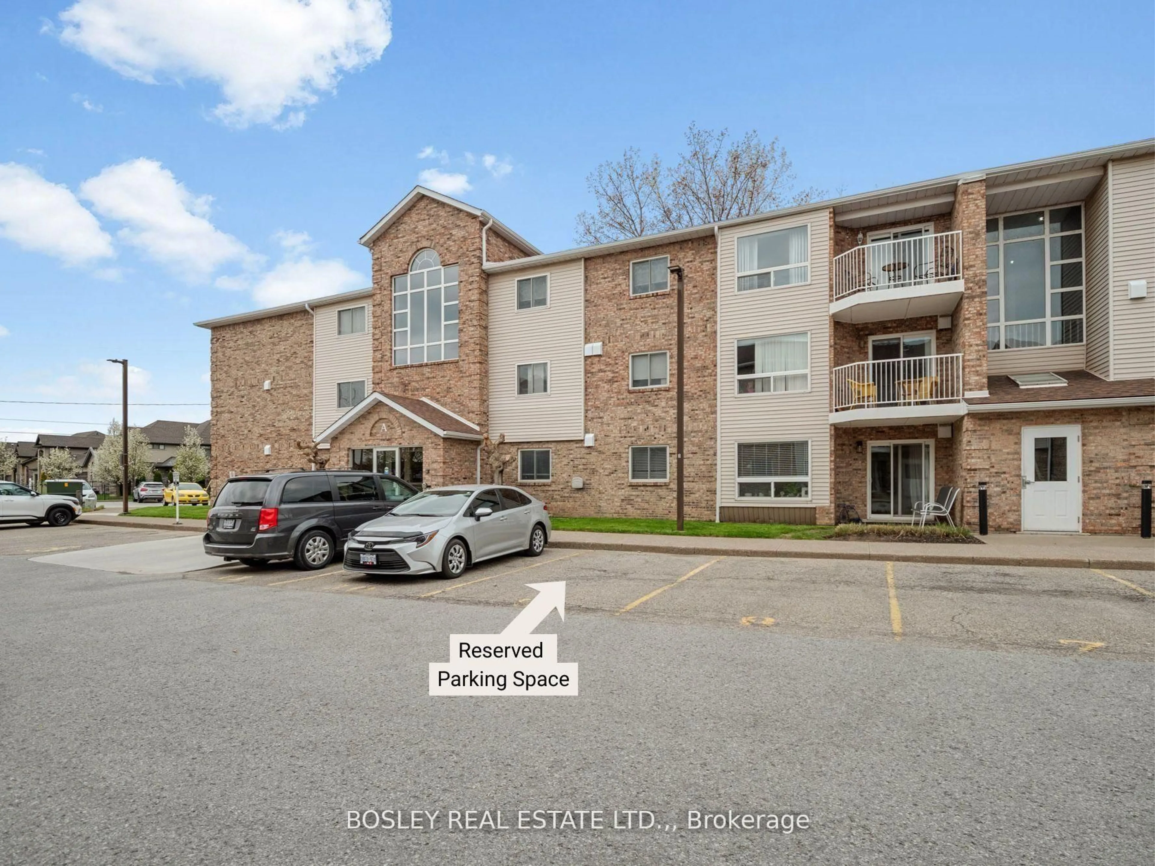 A pic from outside/outdoor area/front of a property/back of a property/a pic from drone, unknown for 1061 Vansickle Rd #205A, St. Catharines Ontario L2S 2X4