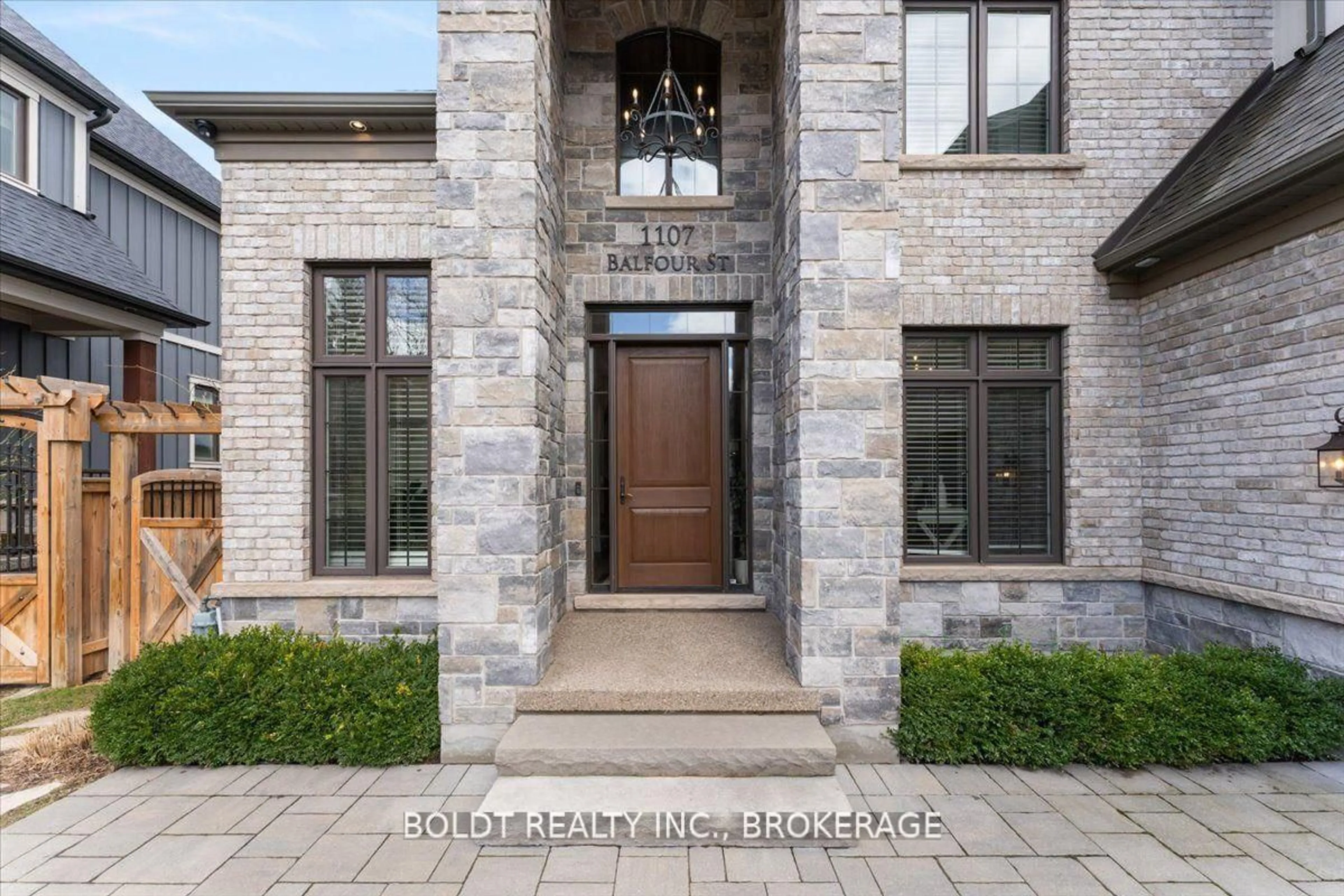 Unknown for 1107 Balfour St, Pelham Ontario L0S 1C0