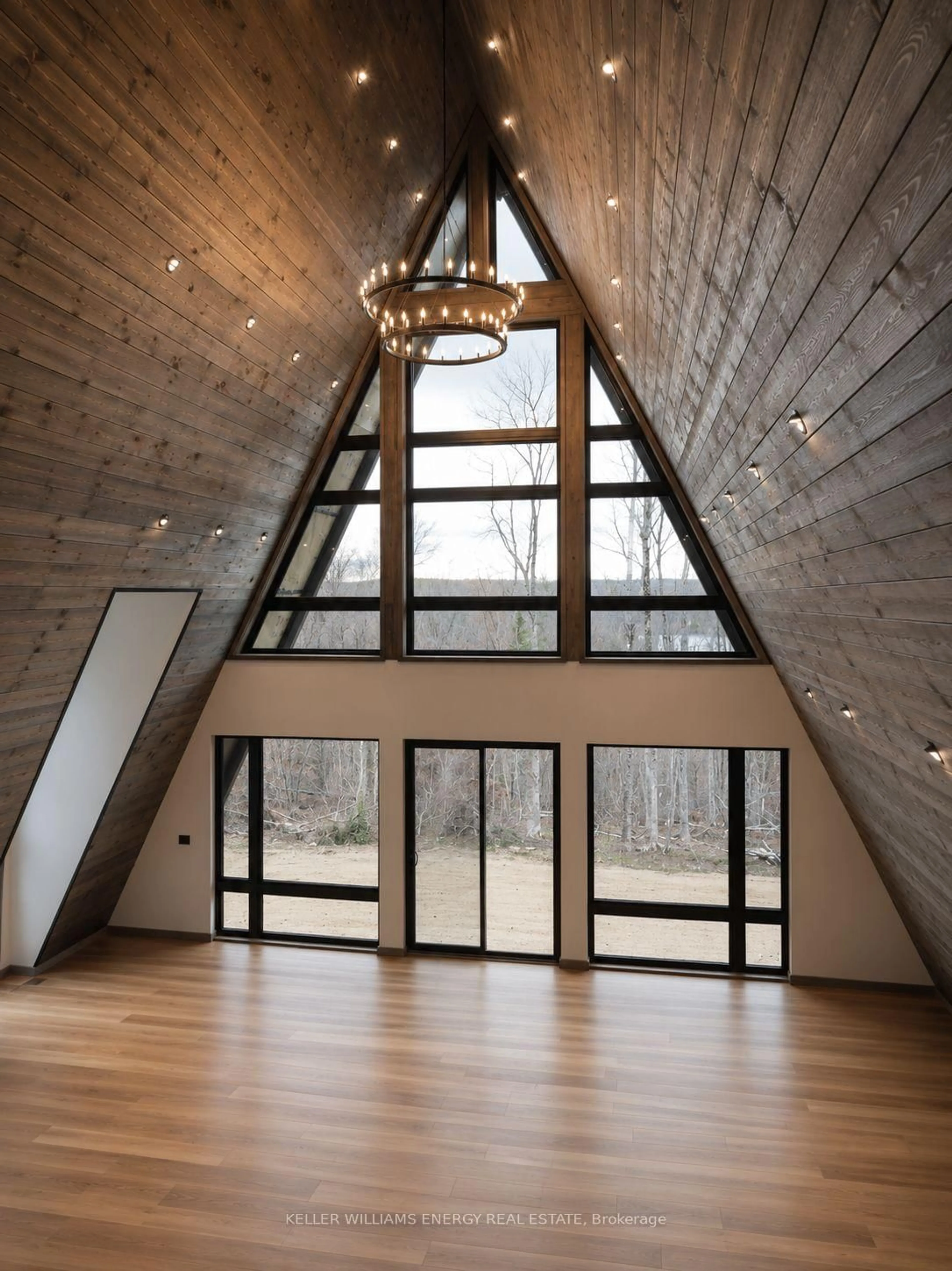 Indoor foyer for 27300 Hwy 28 South Highway, Highlands East Ontario K0L 1M0