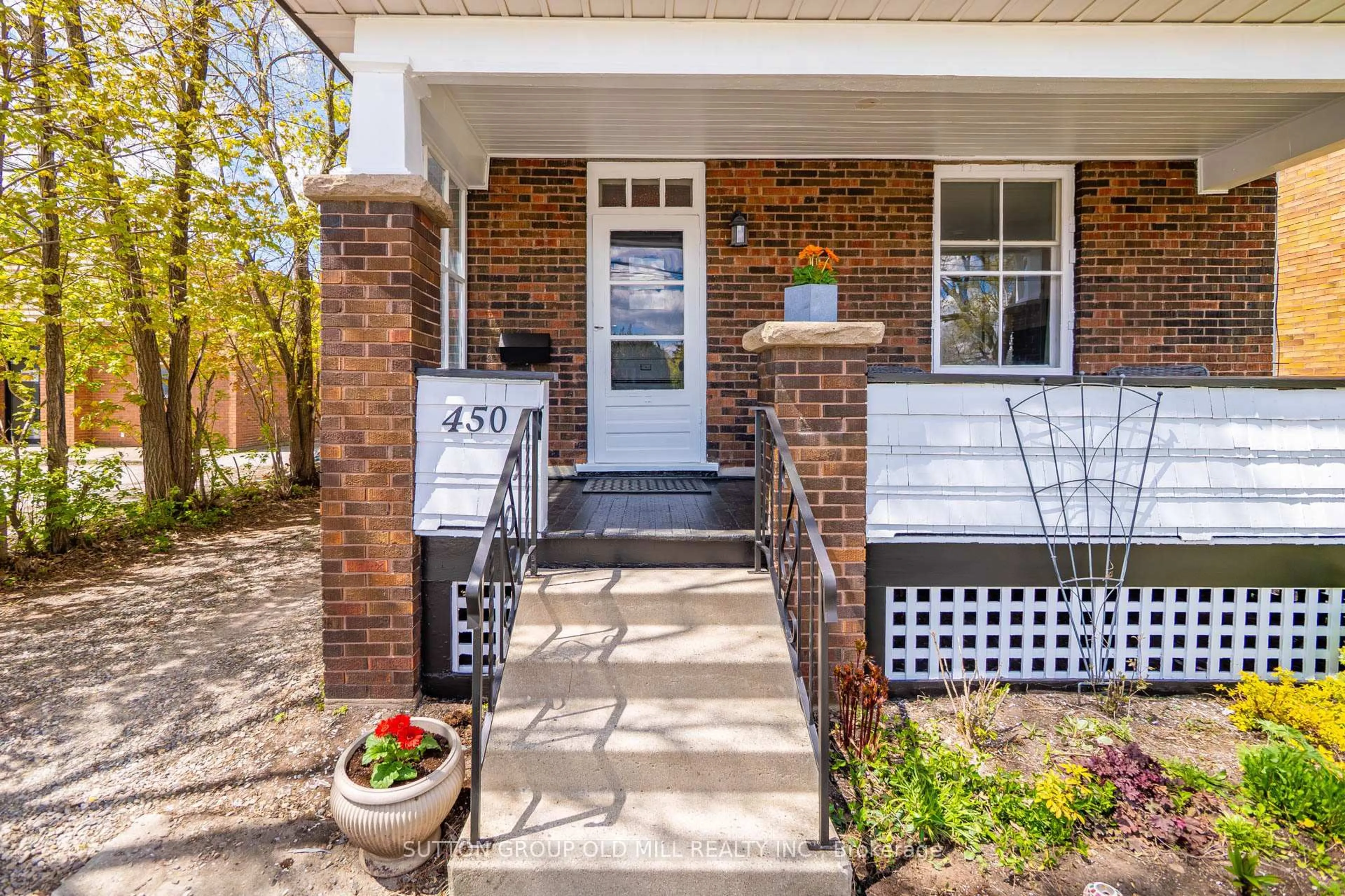 Unknown for 450 York Rd, Guelph Ontario N1E 3H8