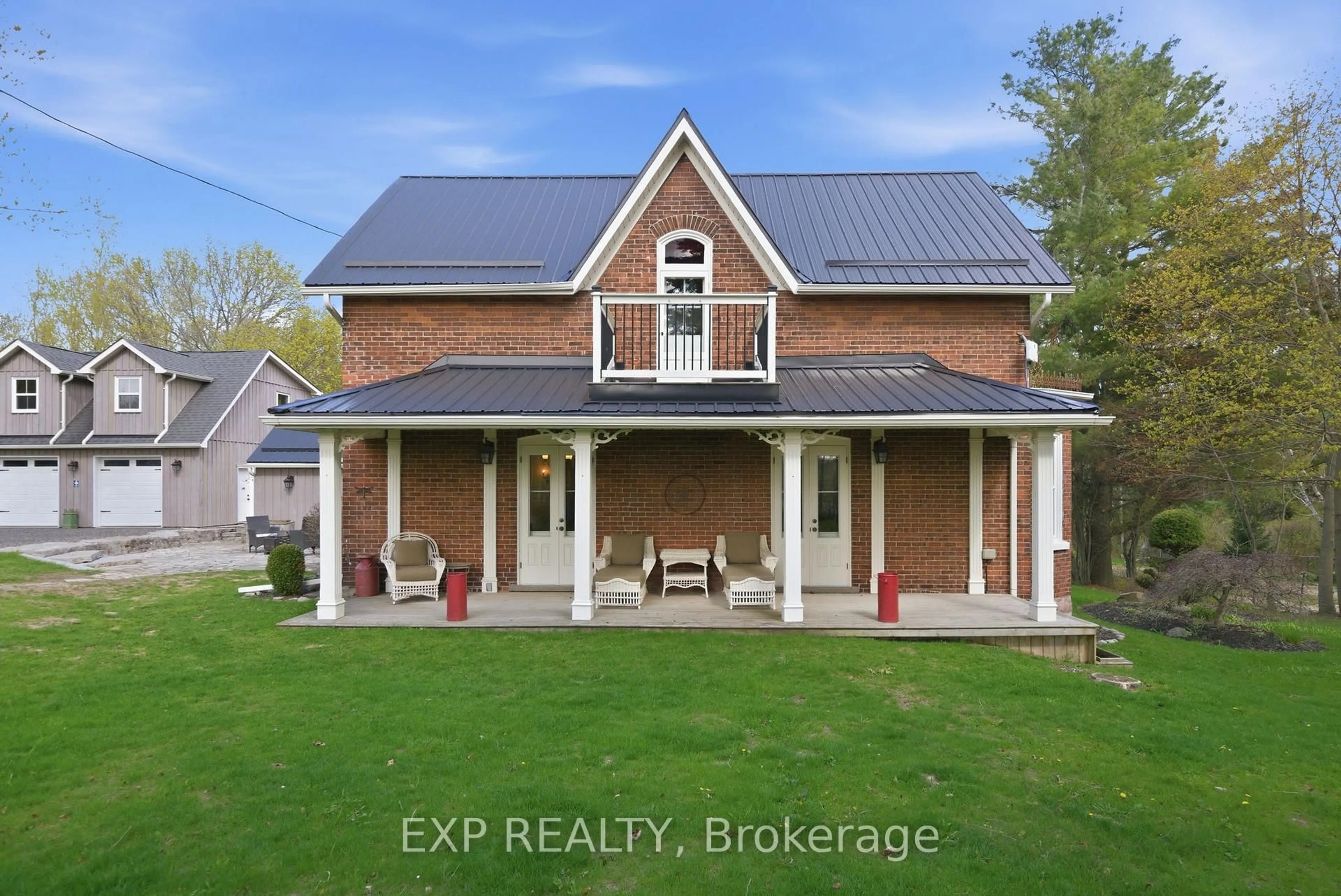 Home with brick exterior material, building for 4081 Burnham St, Hamilton Township Ontario K9A 4J9