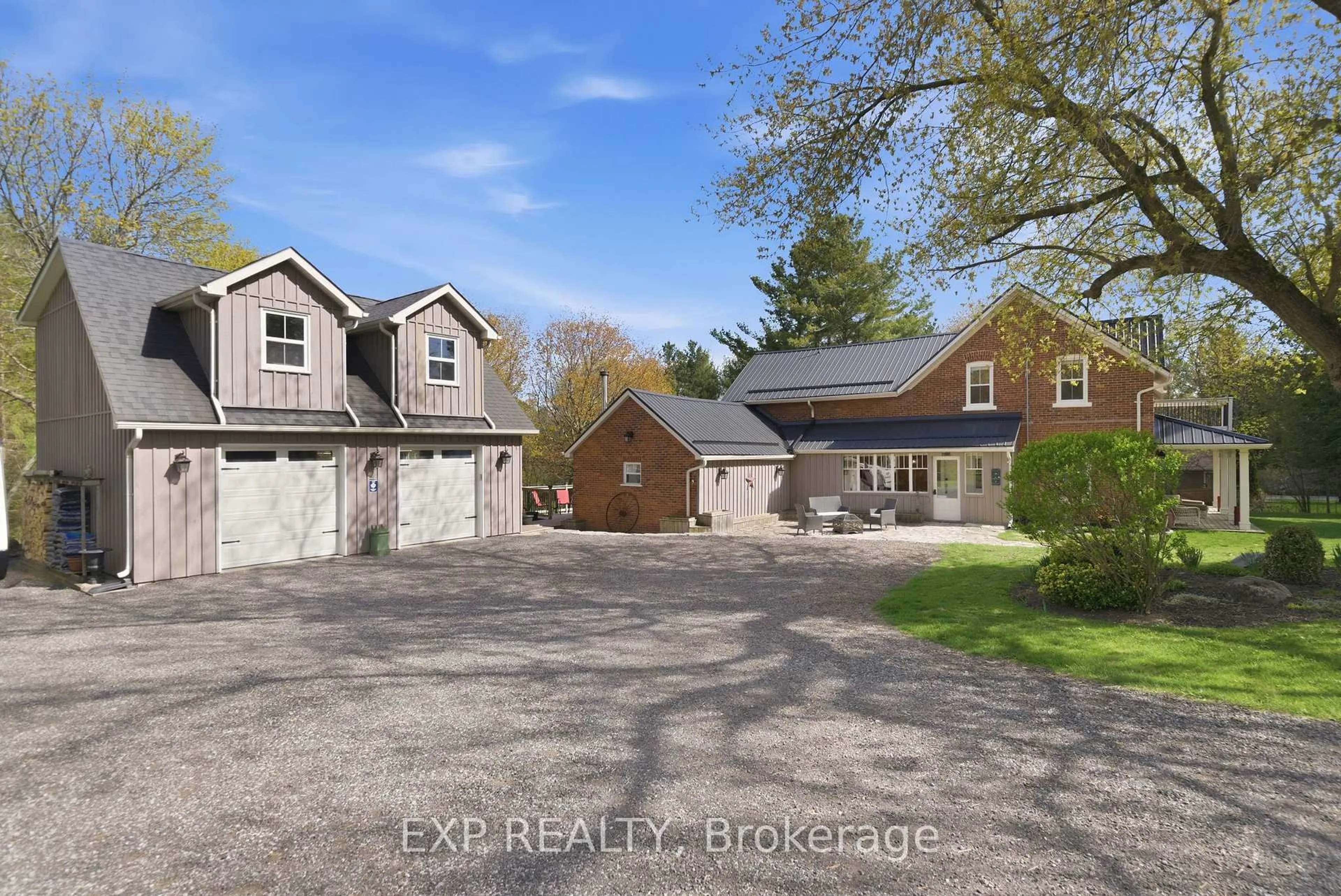A pic from outside/outdoor area/front of a property/back of a property/a pic from drone, street for 4081 Burnham St, Hamilton Township Ontario K9A 4J9