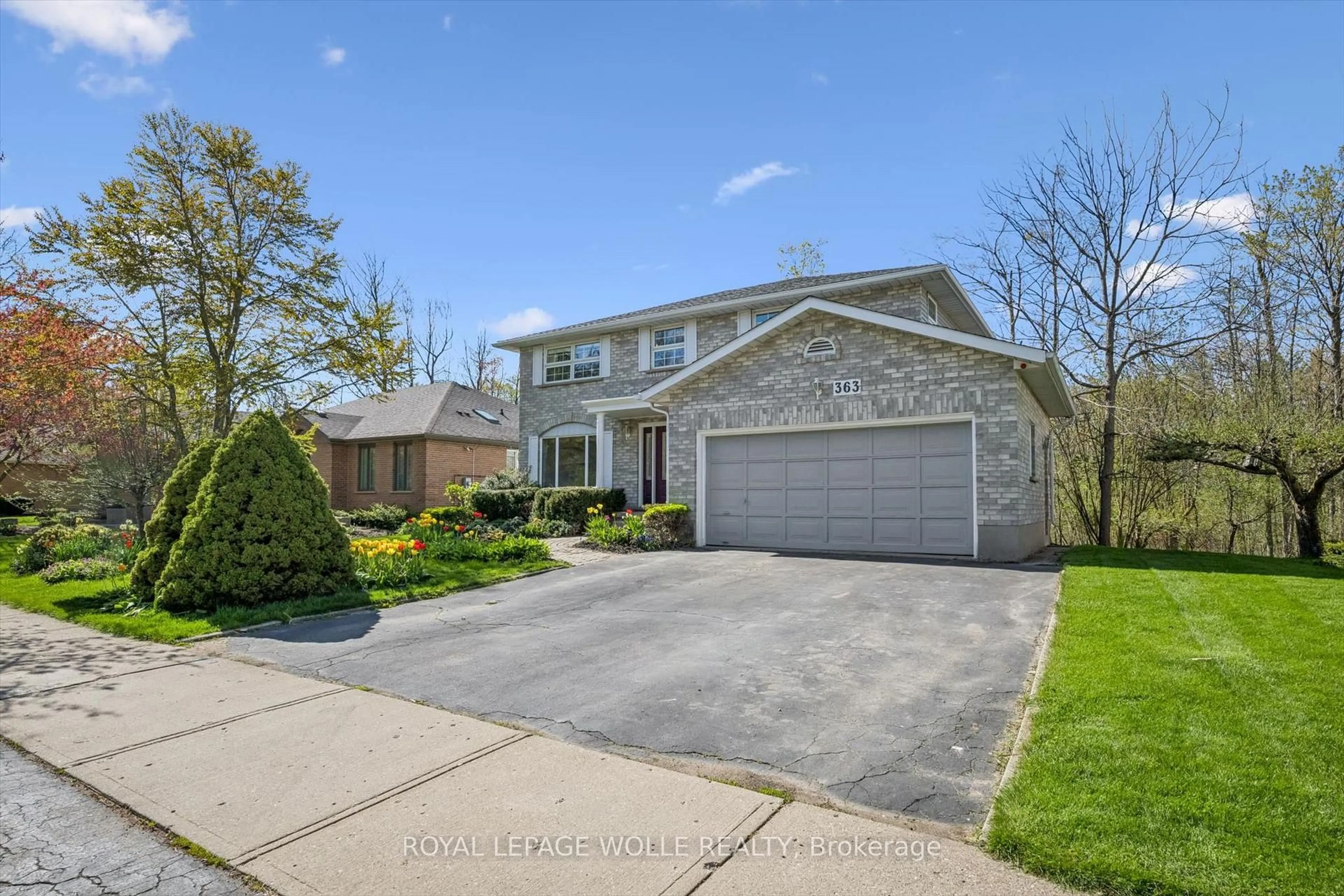 Unknown for 363 Northlake Dr, Waterloo Ontario N2V 1W6