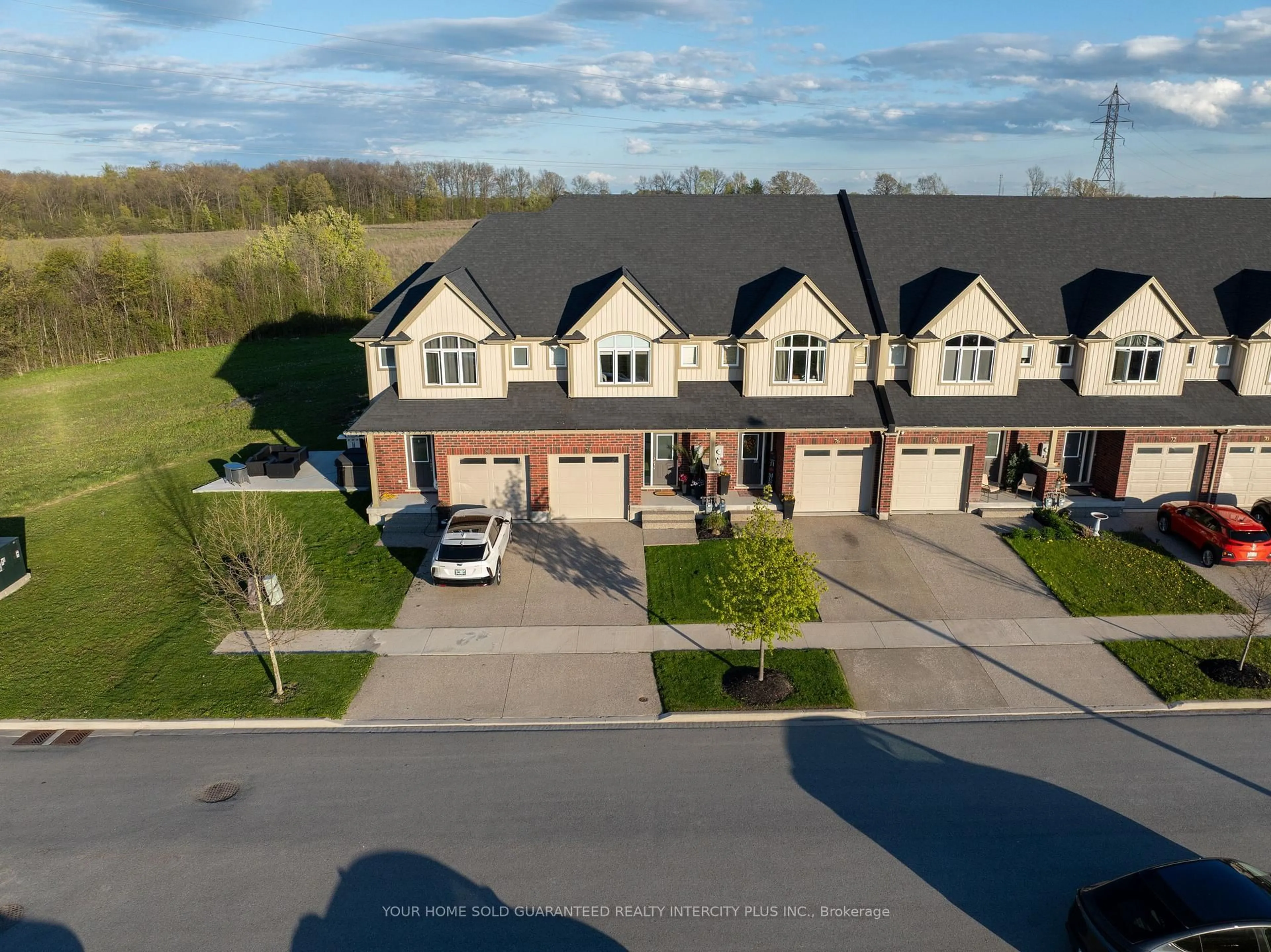 A pic from outside/outdoor area/front of a property/back of a property/a pic from drone, street for 78 Venture Way, Thorold Ontario L2V 0H6