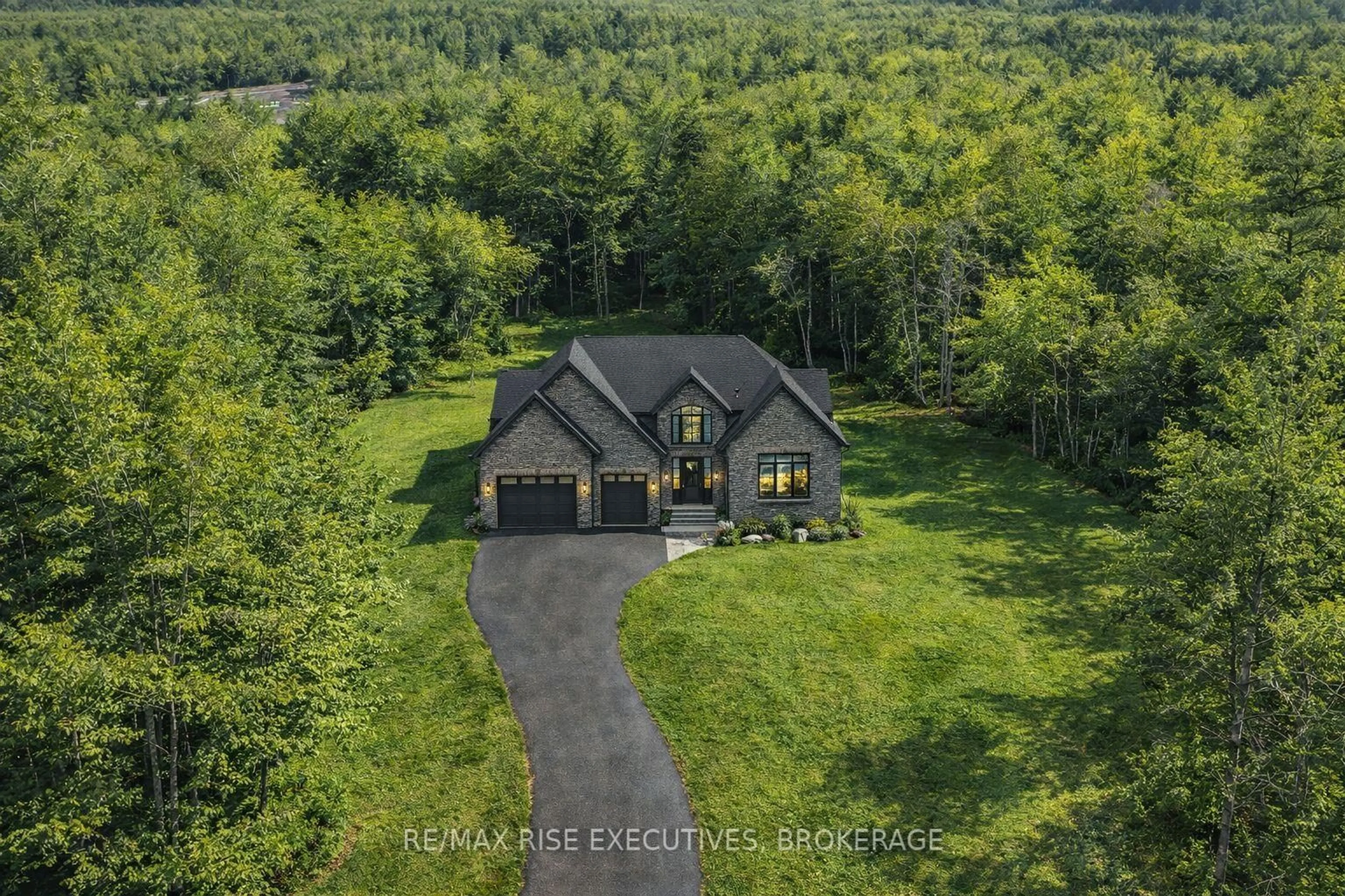 A pic from outside/outdoor area/front of a property/back of a property/a pic from drone, unknown for B1 HETU Rd, Front of Leeds & Seeleys Bay Ontario K7G 2V3