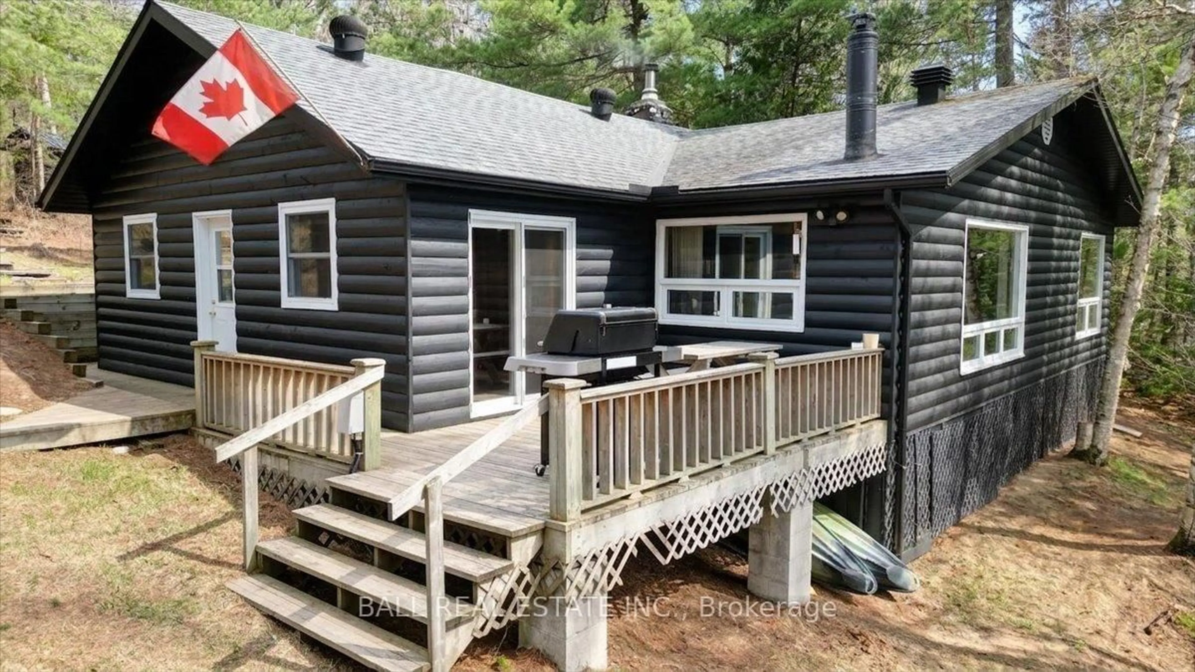 Home with vinyl exterior material, unknown for 1361 Mcrae Hay Lake Rd, South Algonquin Ontario K0J 2M0