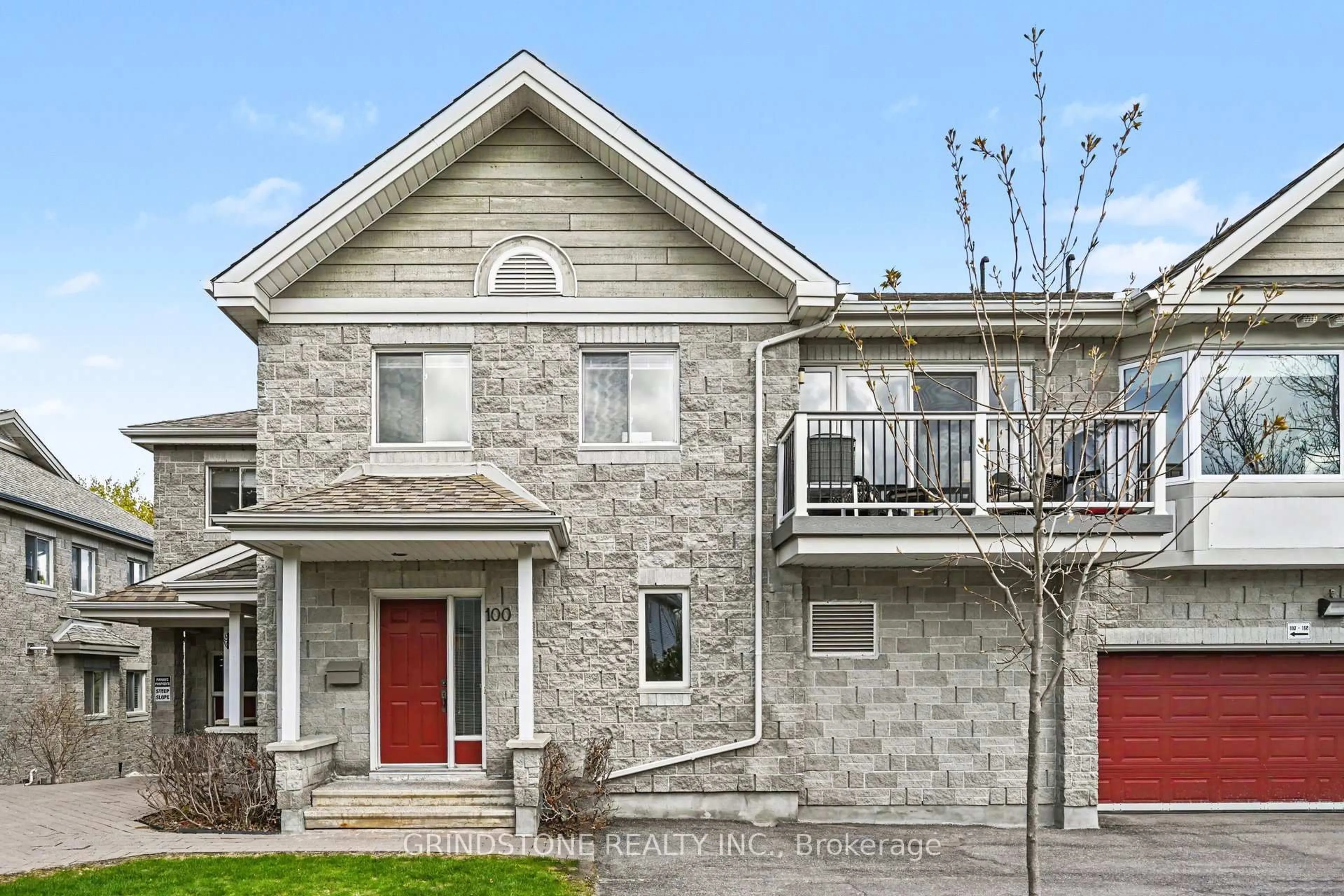 Home with brick exterior material, street for 100 Robson Crt, Ottawa Ontario K2K 2W1