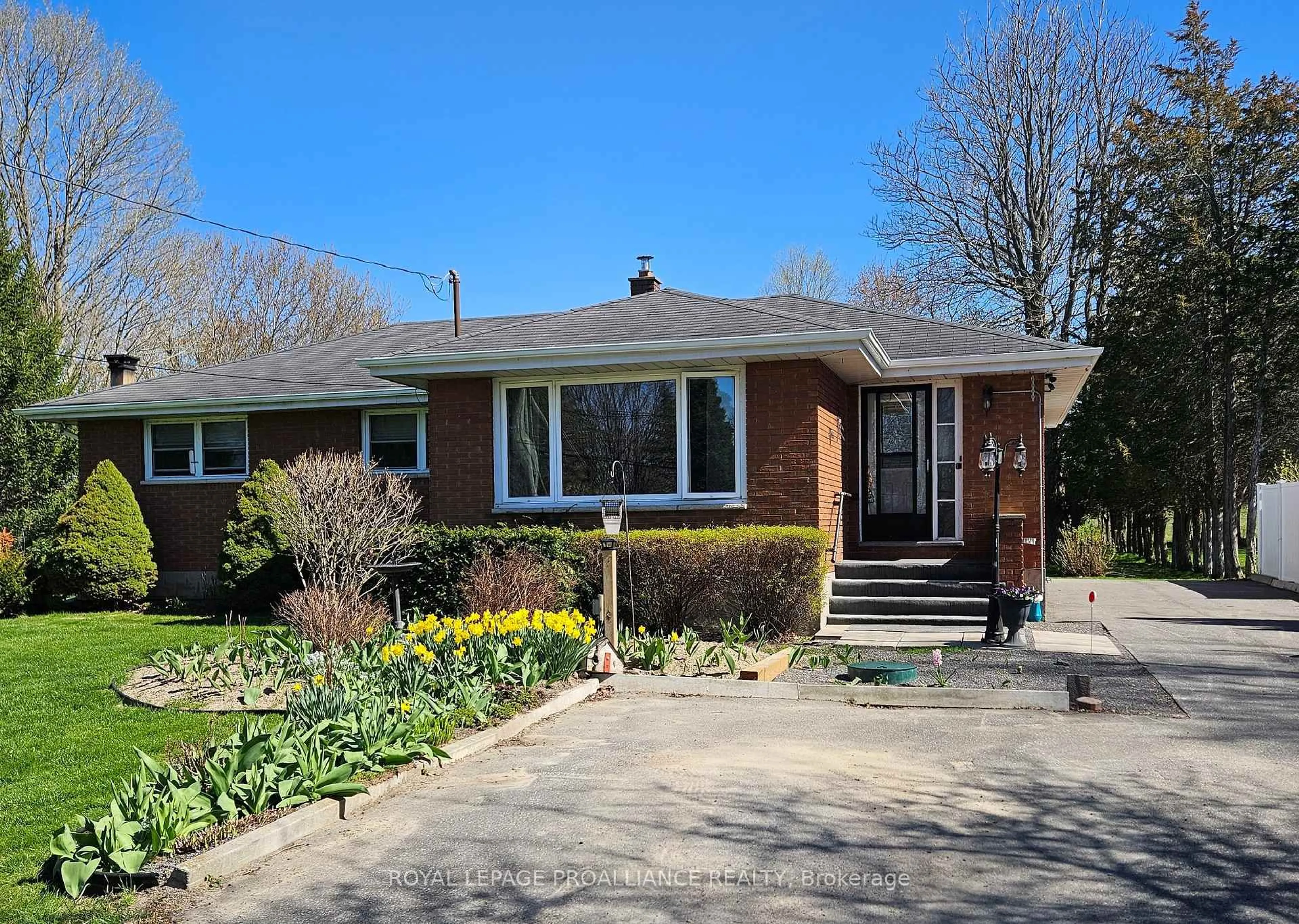 Home with brick exterior material, street for 471 County Road 3 Rd, Prince Edward County Ontario K8N 4Z1