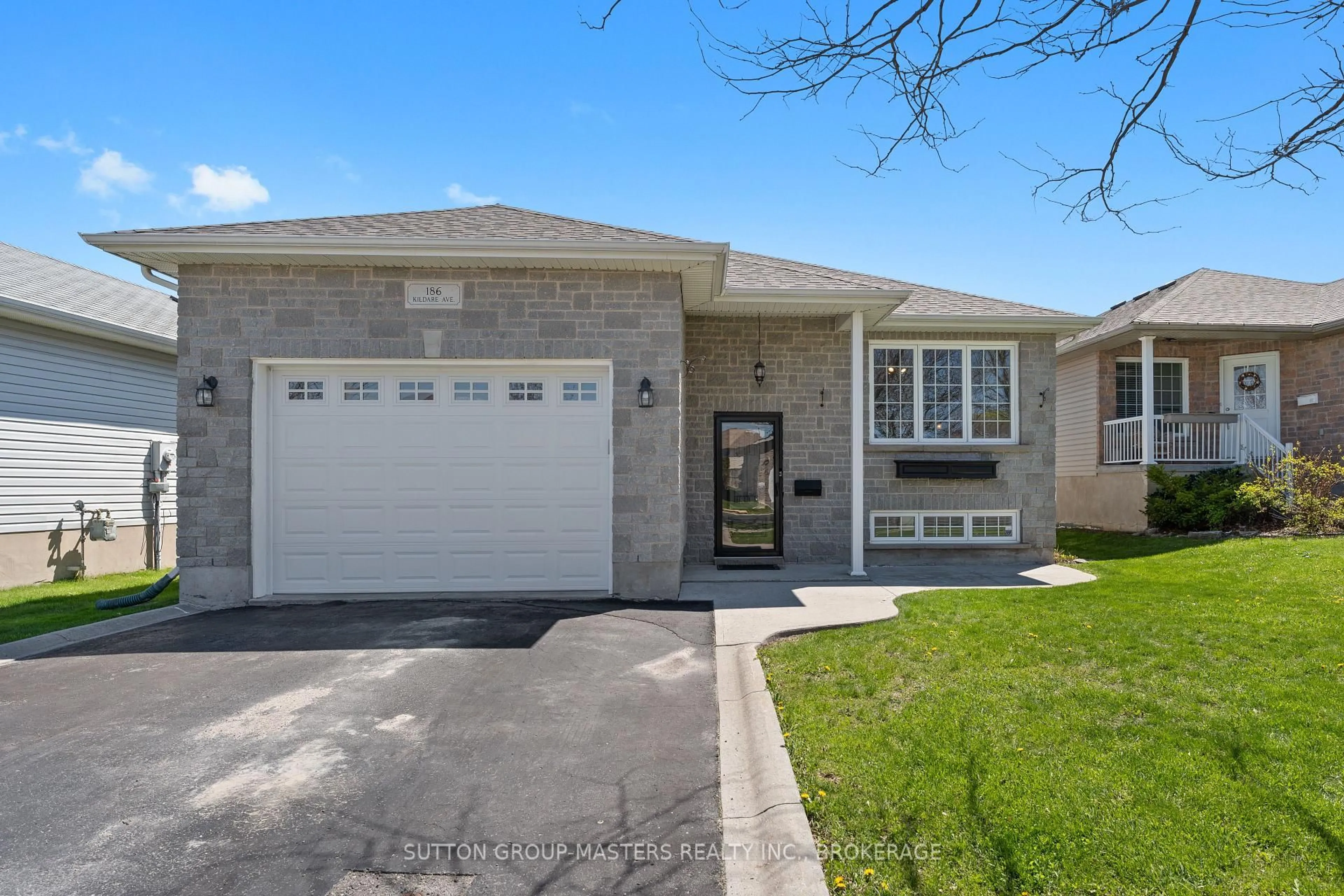 Home with brick exterior material, street for 186 Kildare Ave, Loyalist Ontario K7N 0A4