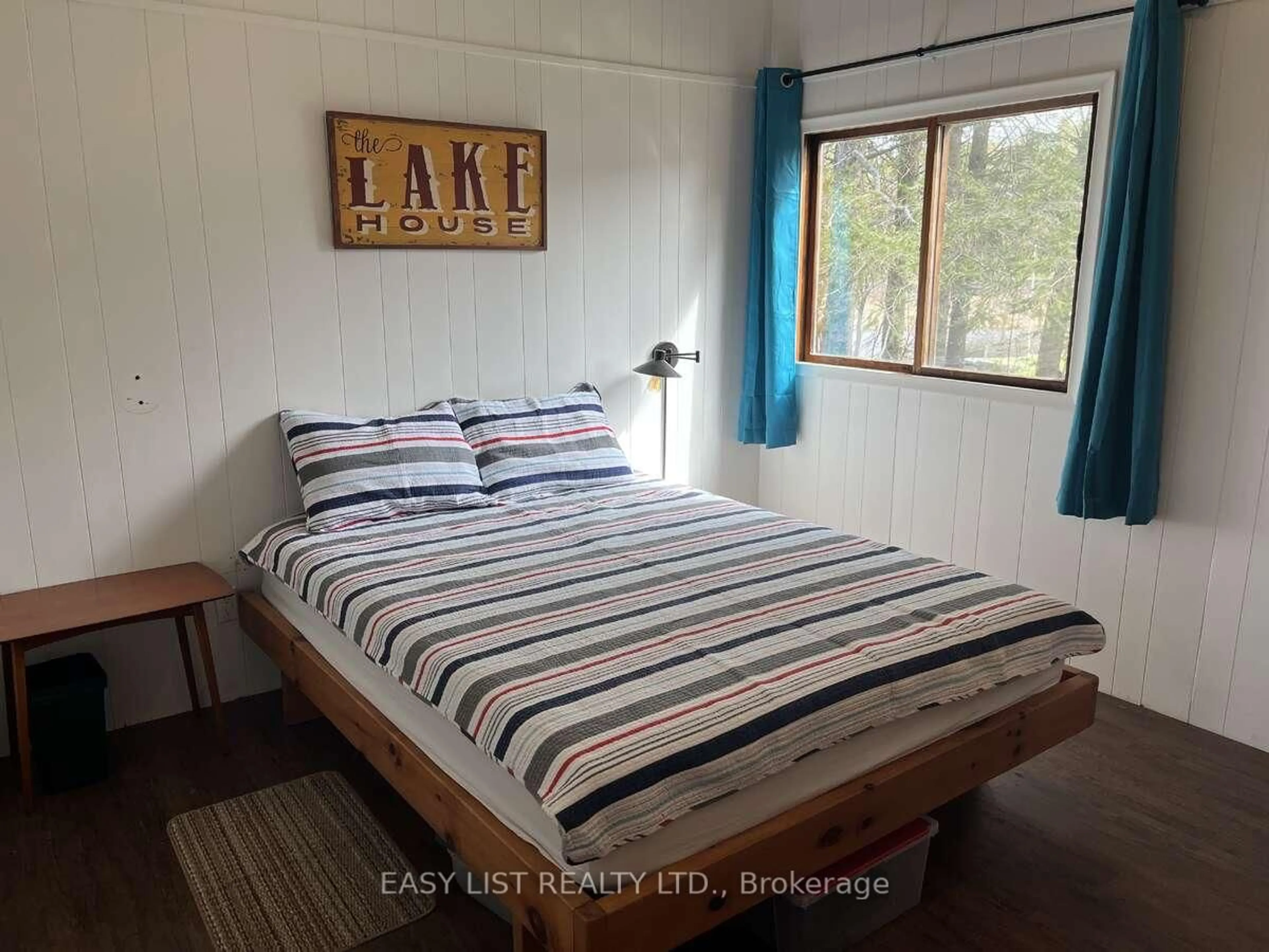 Bedroom with bed, unknown for 16 Leaside Dr, The Archipelago Ontario P0G 1G0