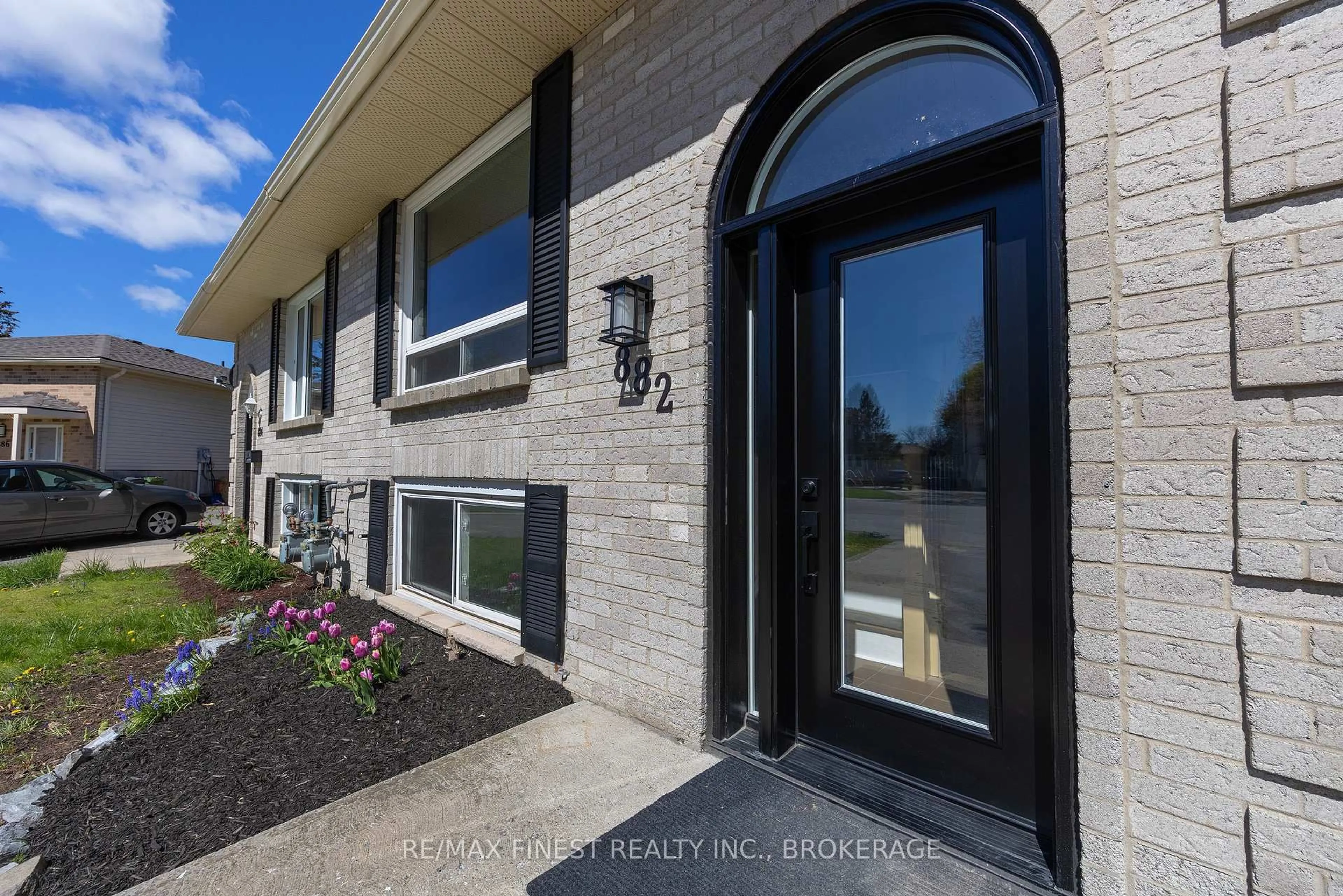 Home with brick exterior material, street for 882 BEACONHILL Crt, Kingston Ontario K7P 2A9