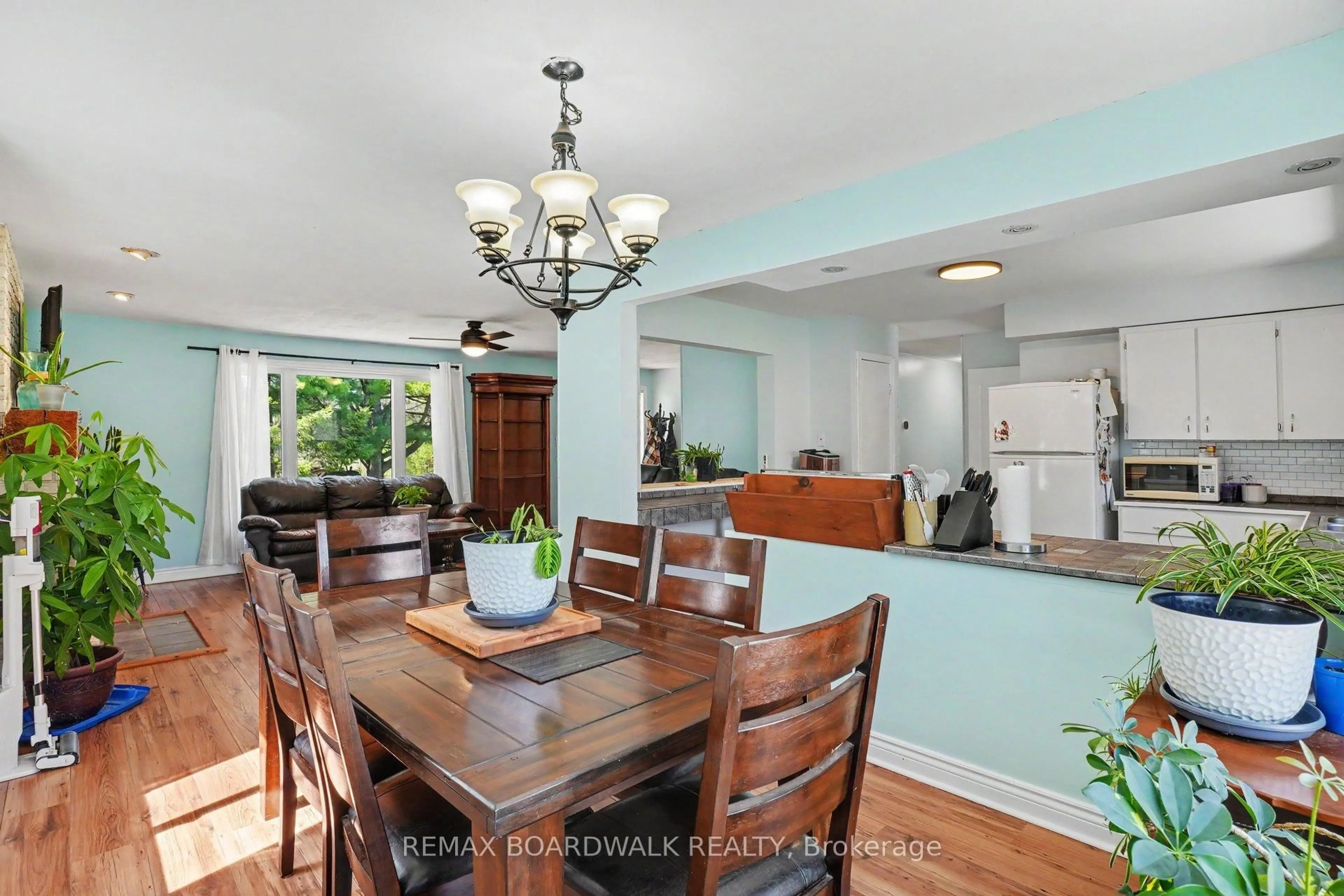 Dining room, unknown for 2213 County Rd, Edwardsburgh/Cardinal Ontario K0E 1X0