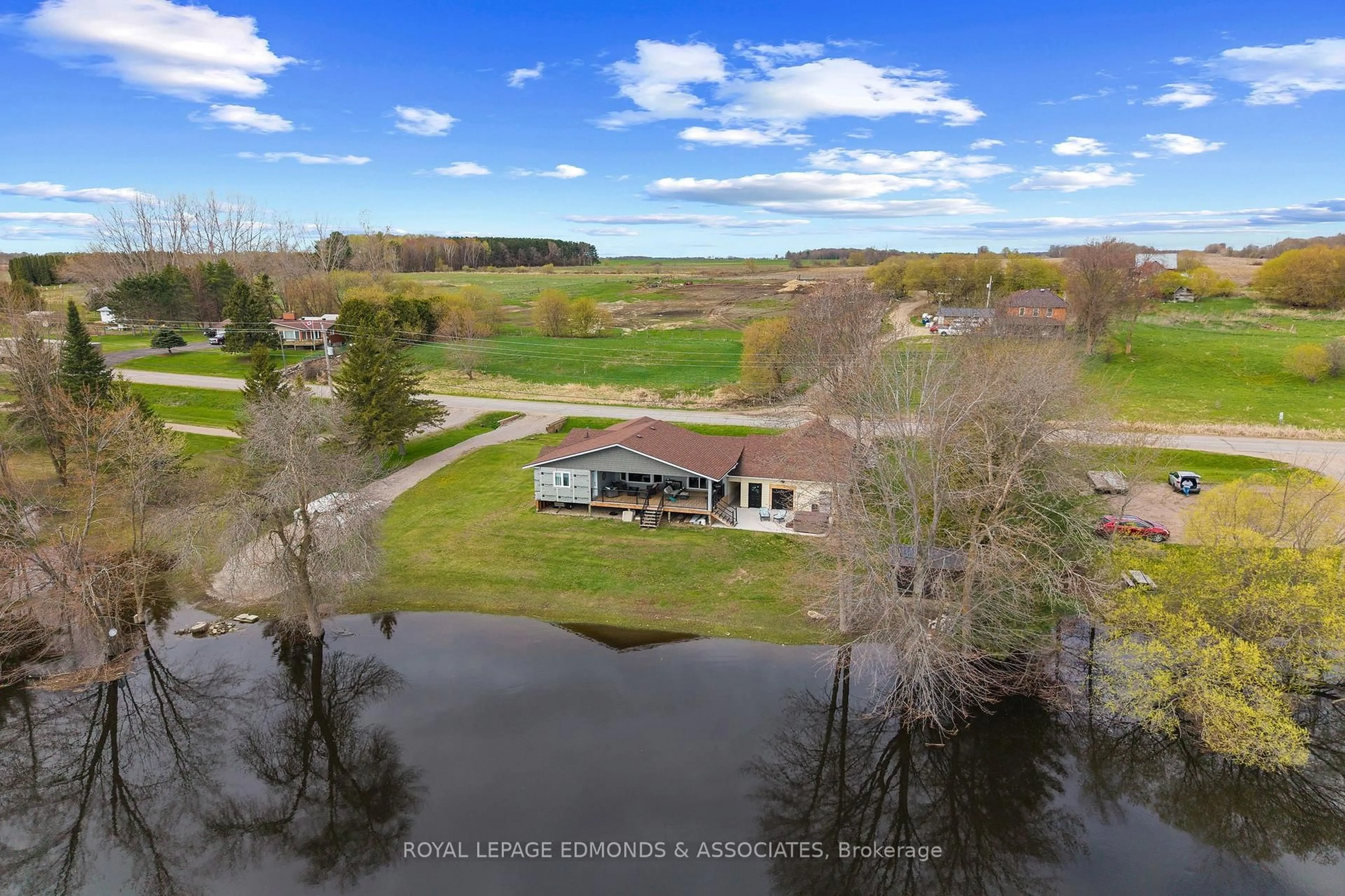 A pic from outside/outdoor area/front of a property/back of a property/a pic from drone, water/lake/river/ocean view for 160 Lacroix Bay Rd, Westmeath Ontario K0J 2L0