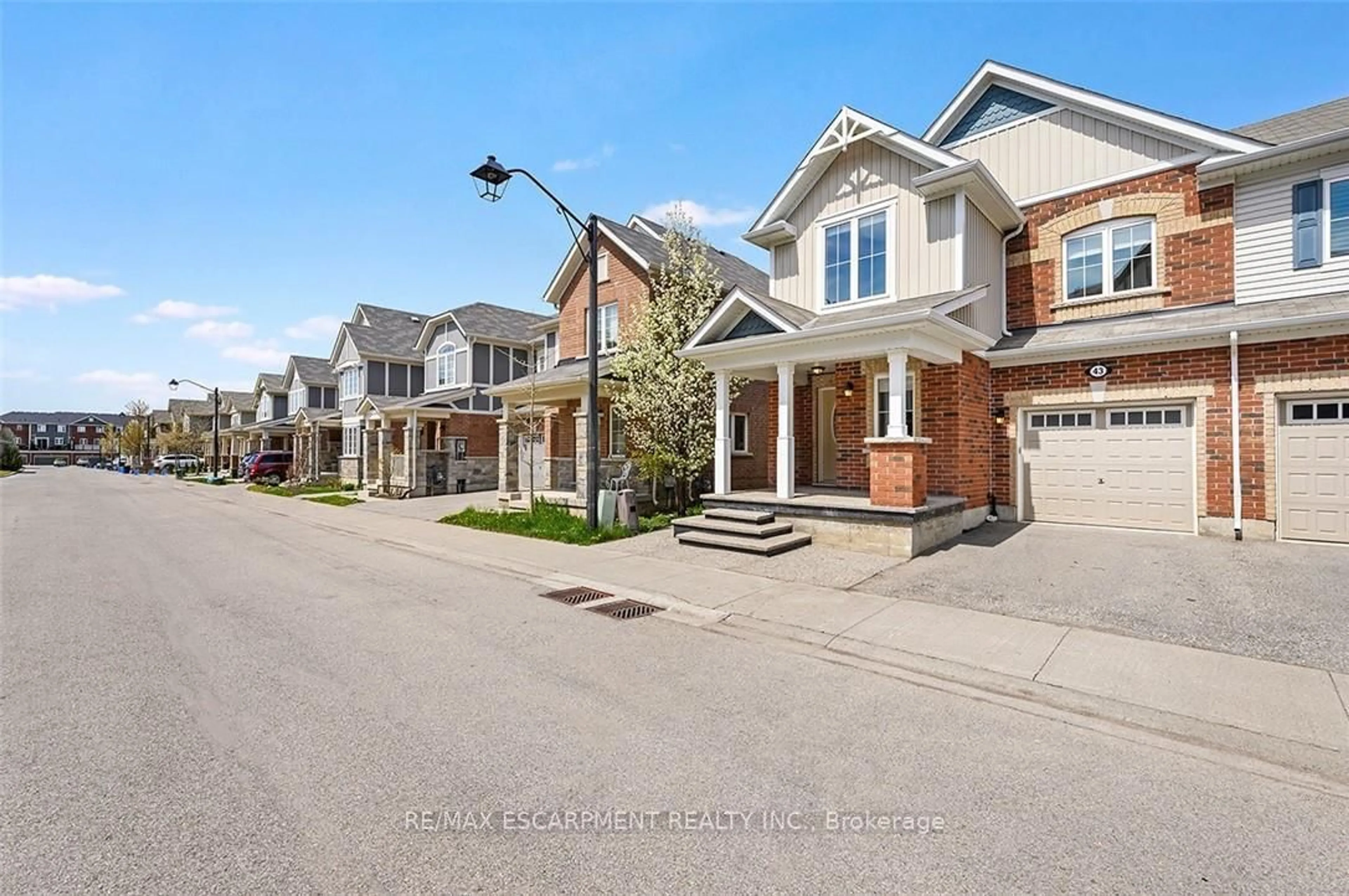 Home with brick exterior material, street for 22 Spring Creek Dr #43, Hamilton Ontario L0R 2H8