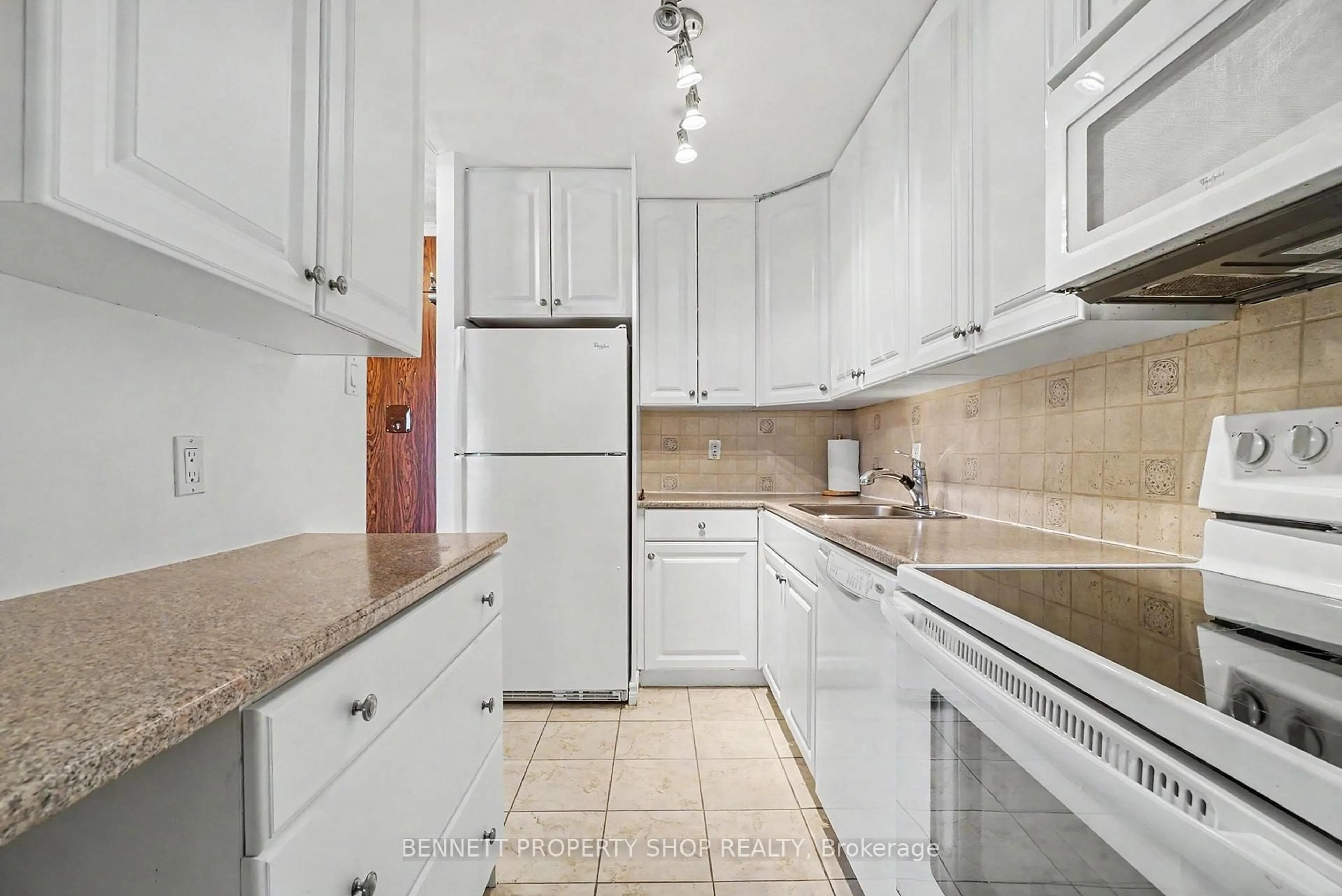 Standard kitchen, ceramic/tile floor for 2000 Jasmine Cres #410, Ottawa Ontario K1J 8K4