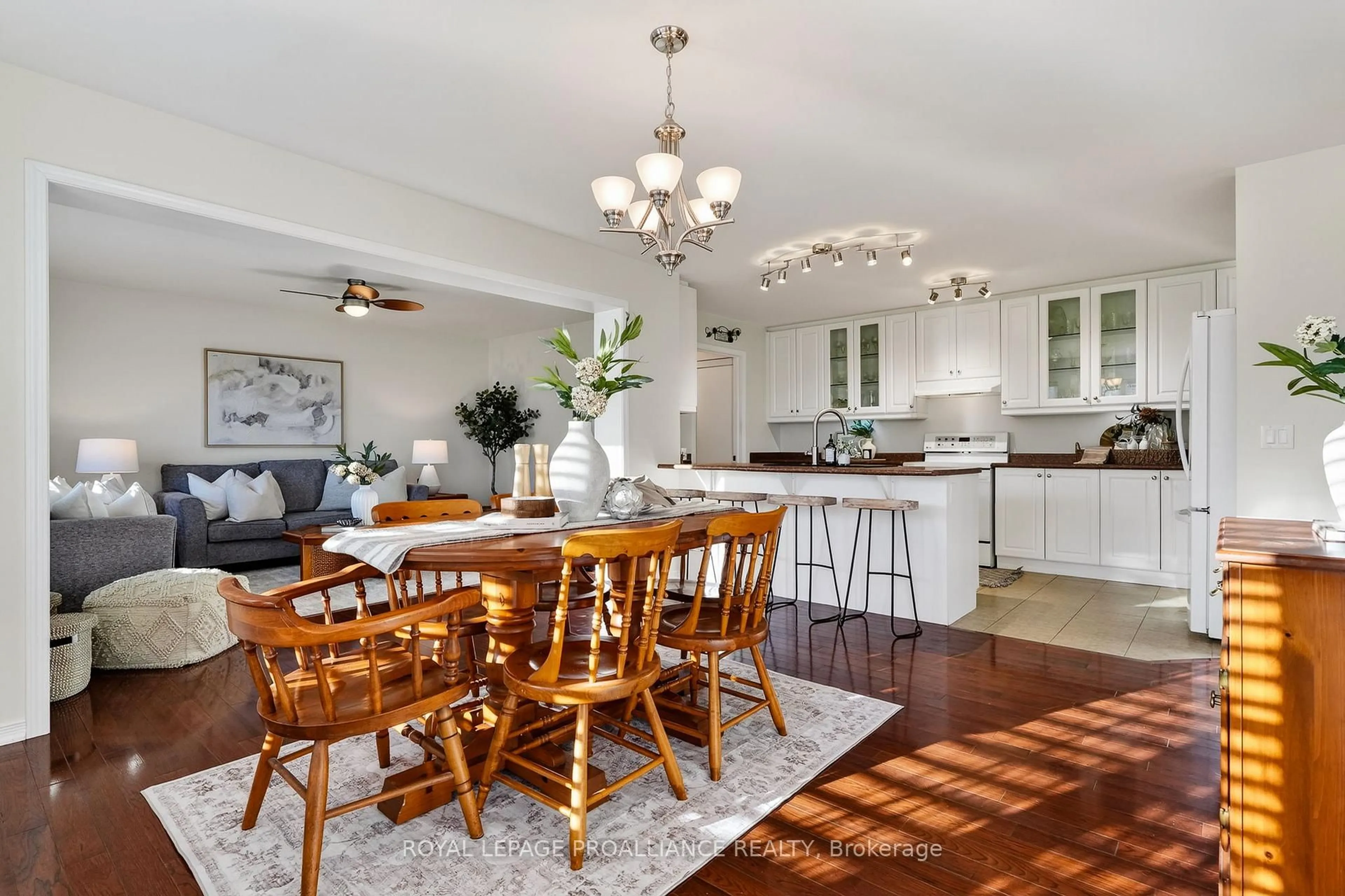 Open concept kitchen, unknown for 868 Mcmurdo Dr, Cobourg Ontario K9A 0J2
