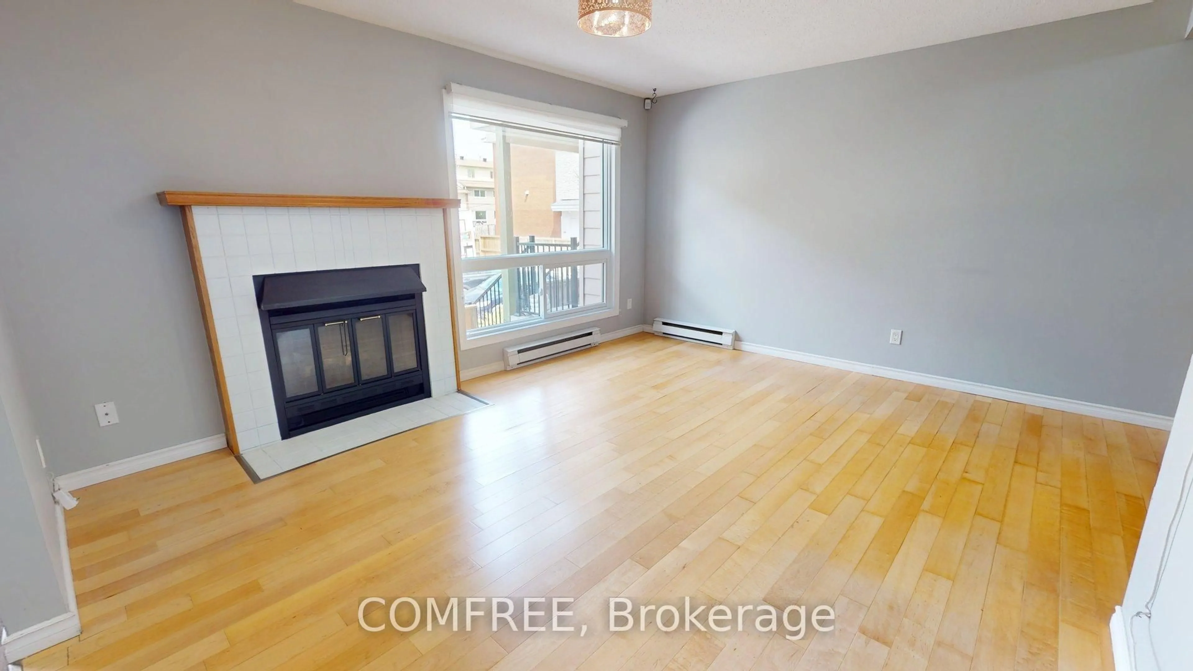 A pic of a room for 268 Presland Rd #6, Ottawa Ontario K1K 2B8