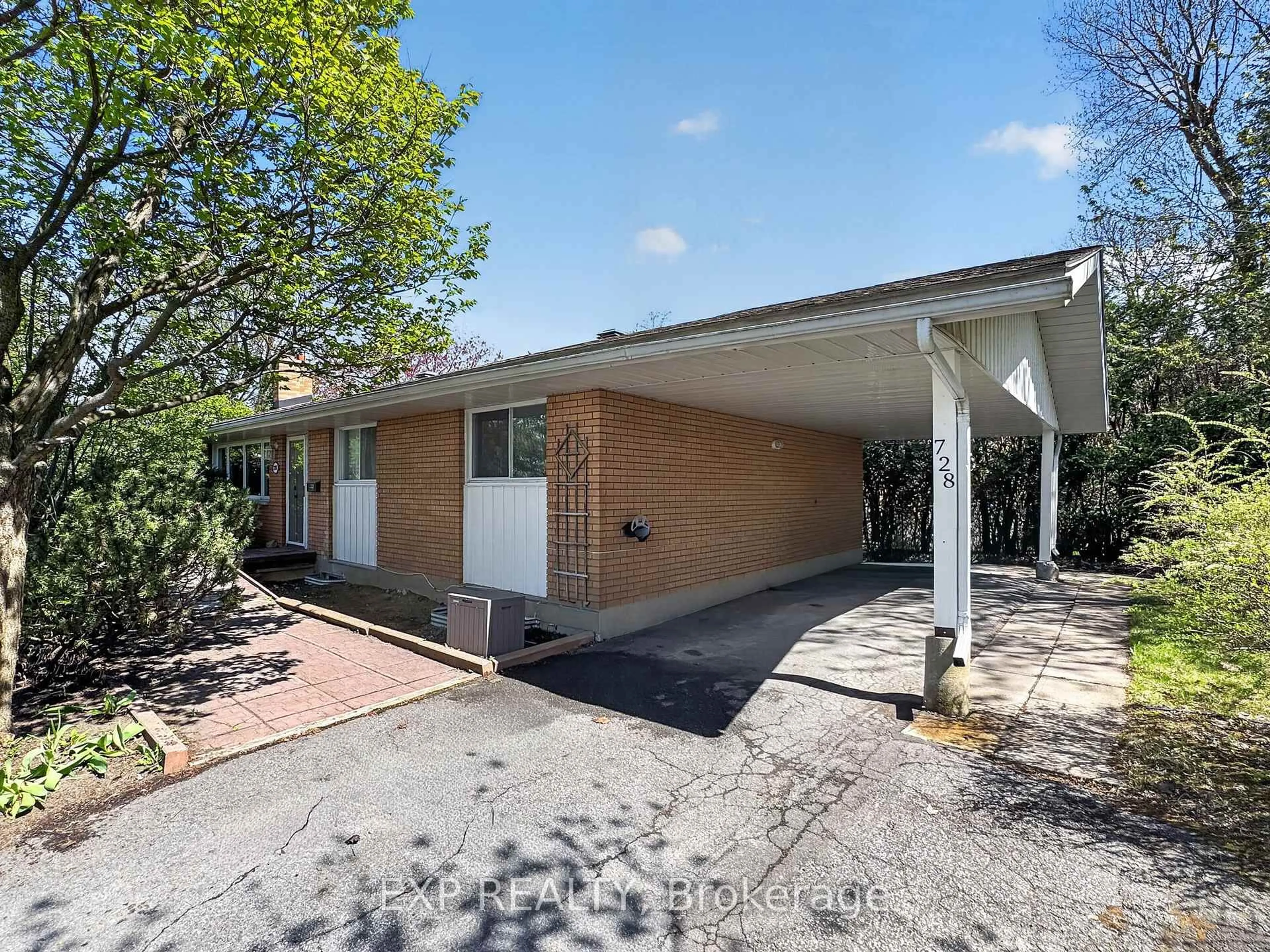 Unknown for 728 Fielding Dr, Ottawa Ontario K1V 7G5