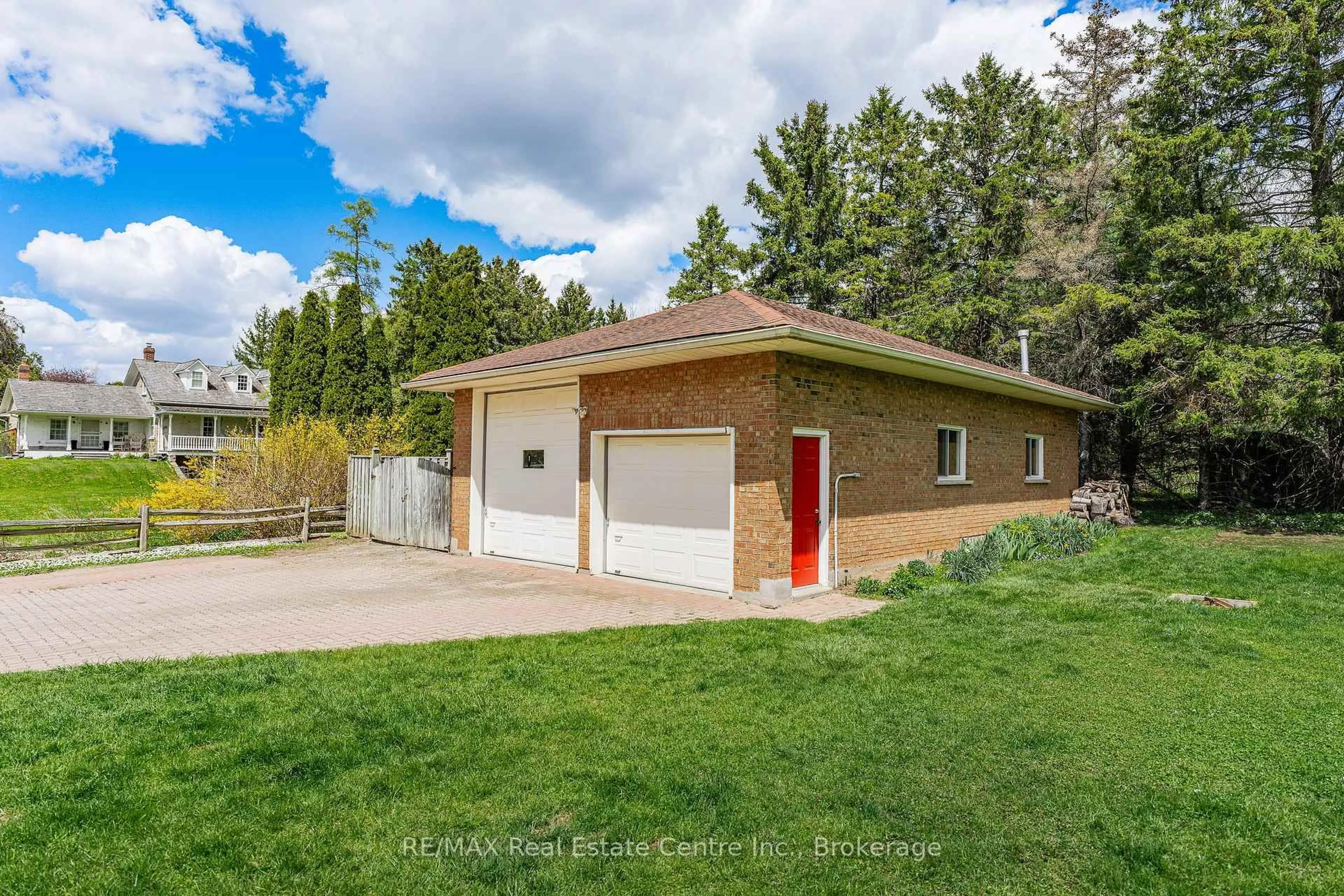 Unknown for 53 Shadybrook Crt, Wilmot Ontario N0B 2H0