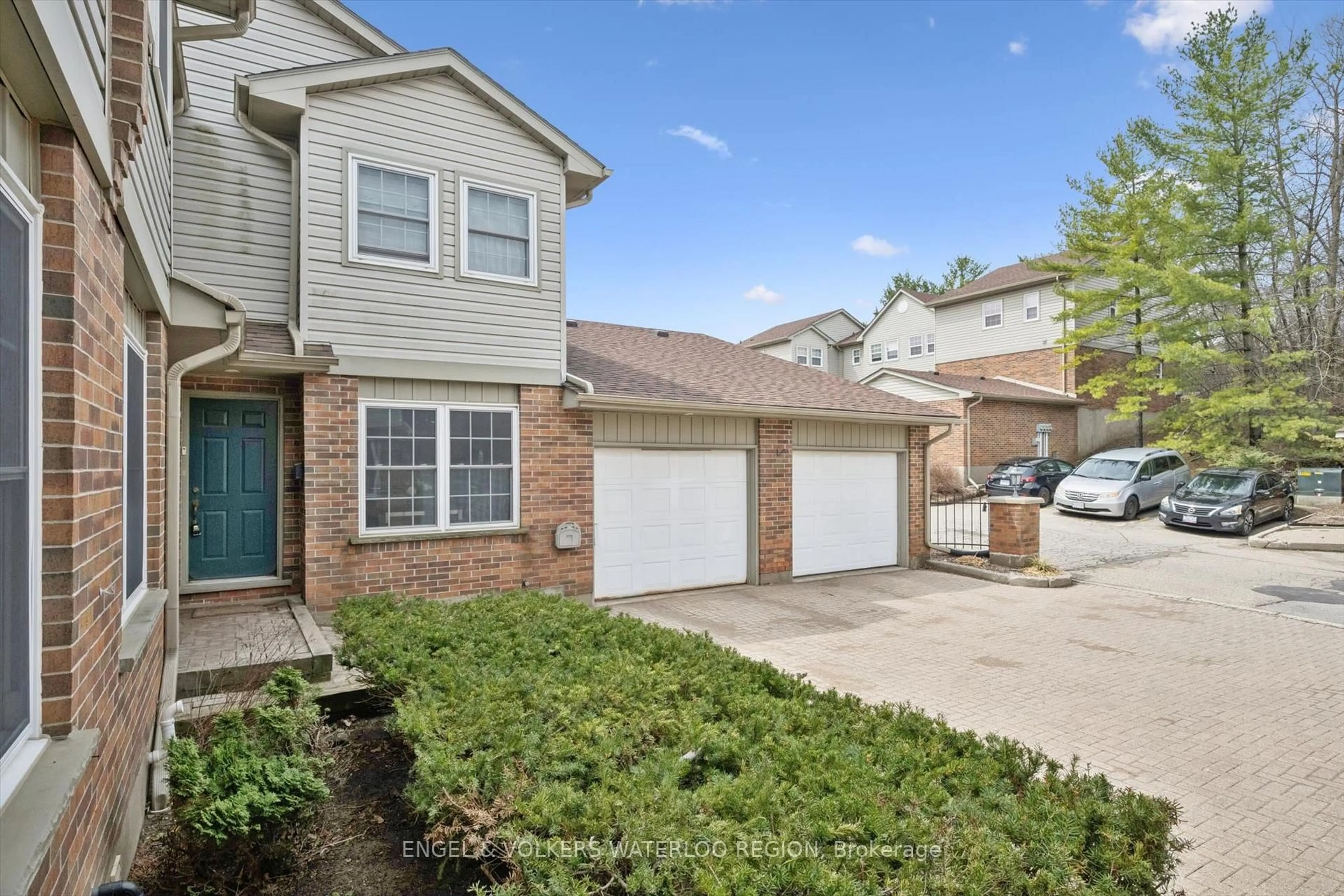 Unknown for 250 Keats Way #24, Waterloo Ontario N2L 6J5