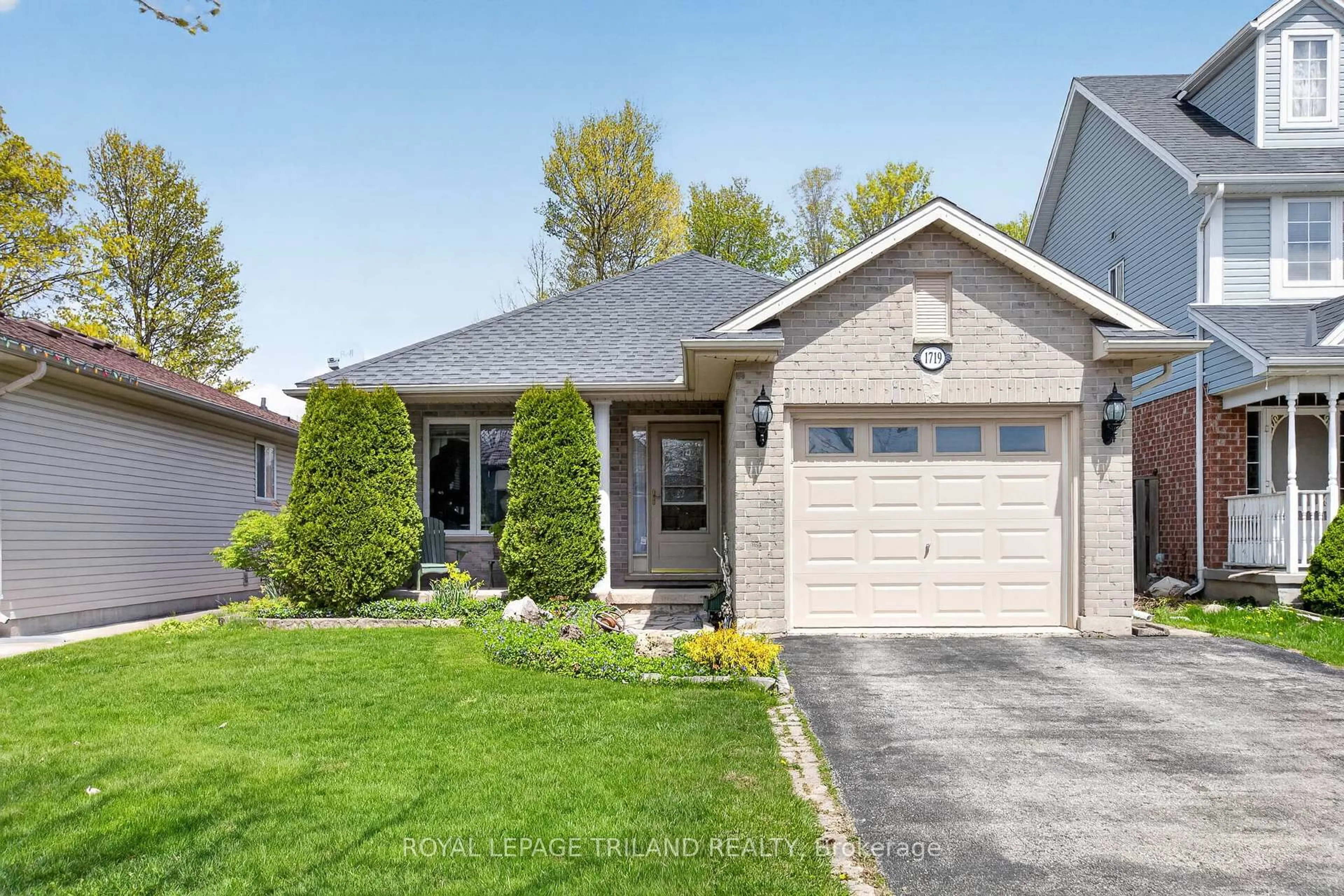 Home with brick exterior material, street for 1719 Devos Dr, London North Ontario N5X 4H8