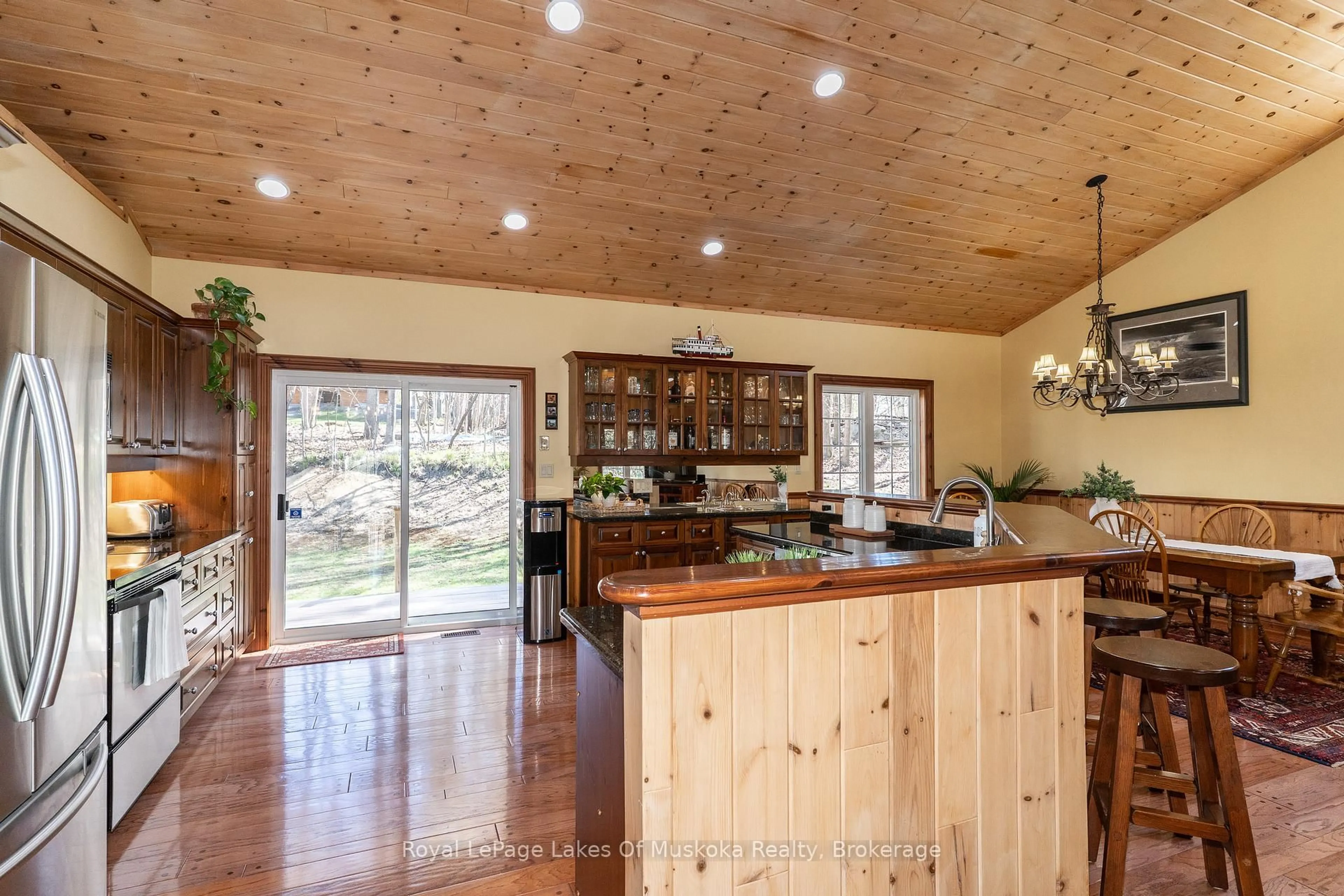Open concept kitchen, unknown for 22 Duke St, Muskoka Lakes Ontario P0B 1J0