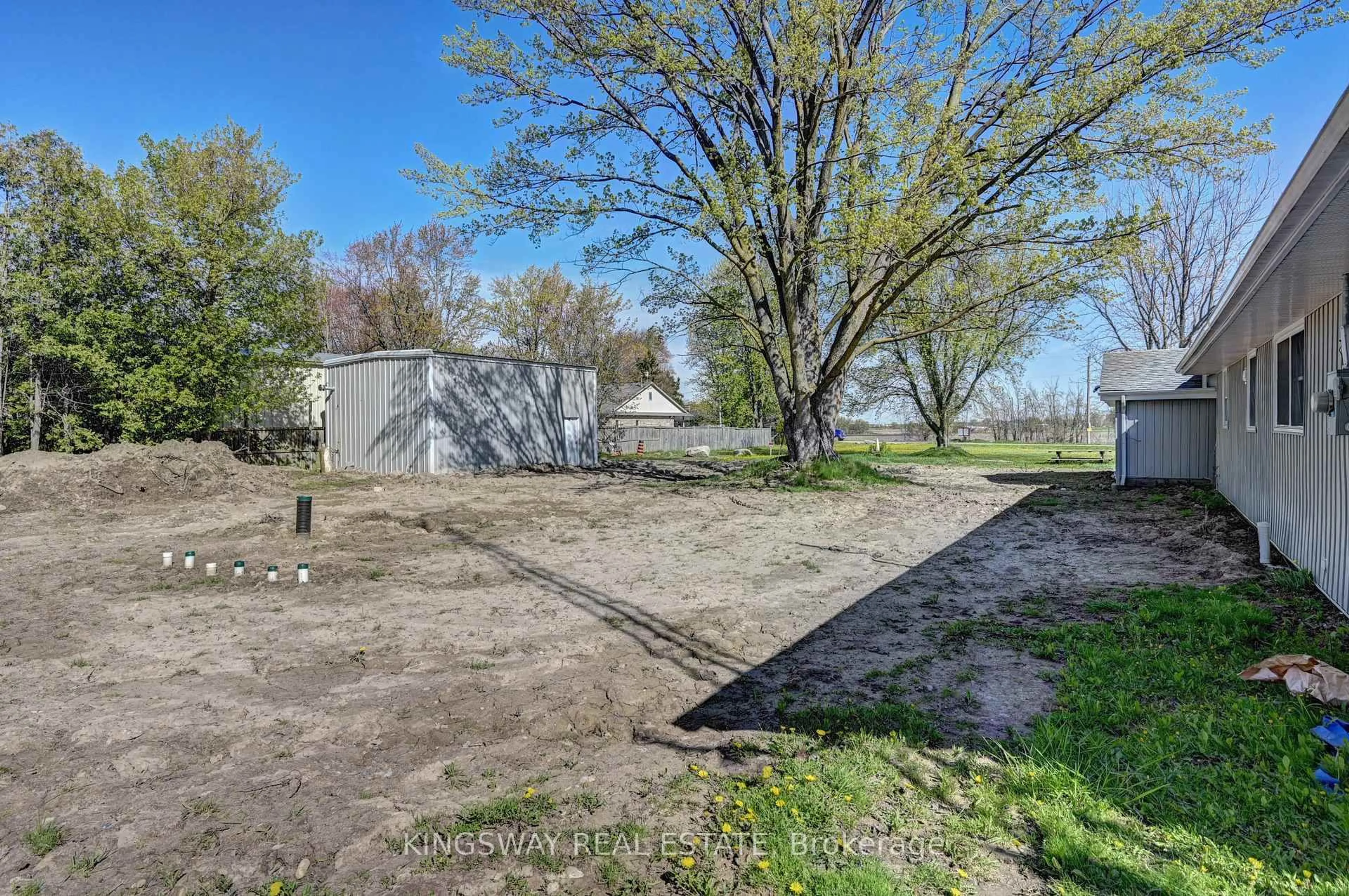 A pic from outside/outdoor area/front of a property/back of a property/a pic from drone, street for 2340 Fountain St, Cambridge Ontario N3H 4R6
