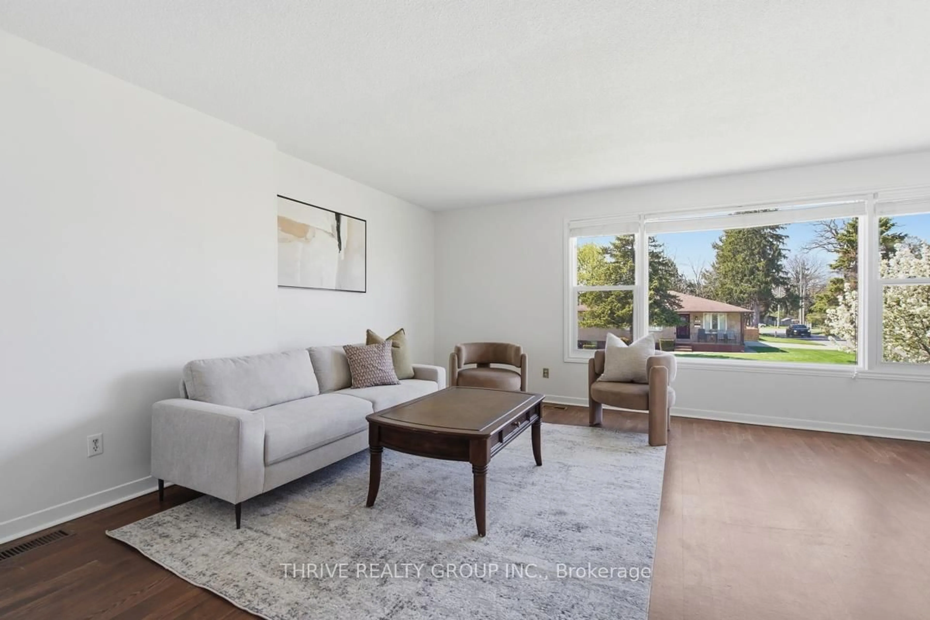 Living room with furniture, unknown for 23 Vine Ave, Strathroy-Caradoc Ontario N7G 3V1